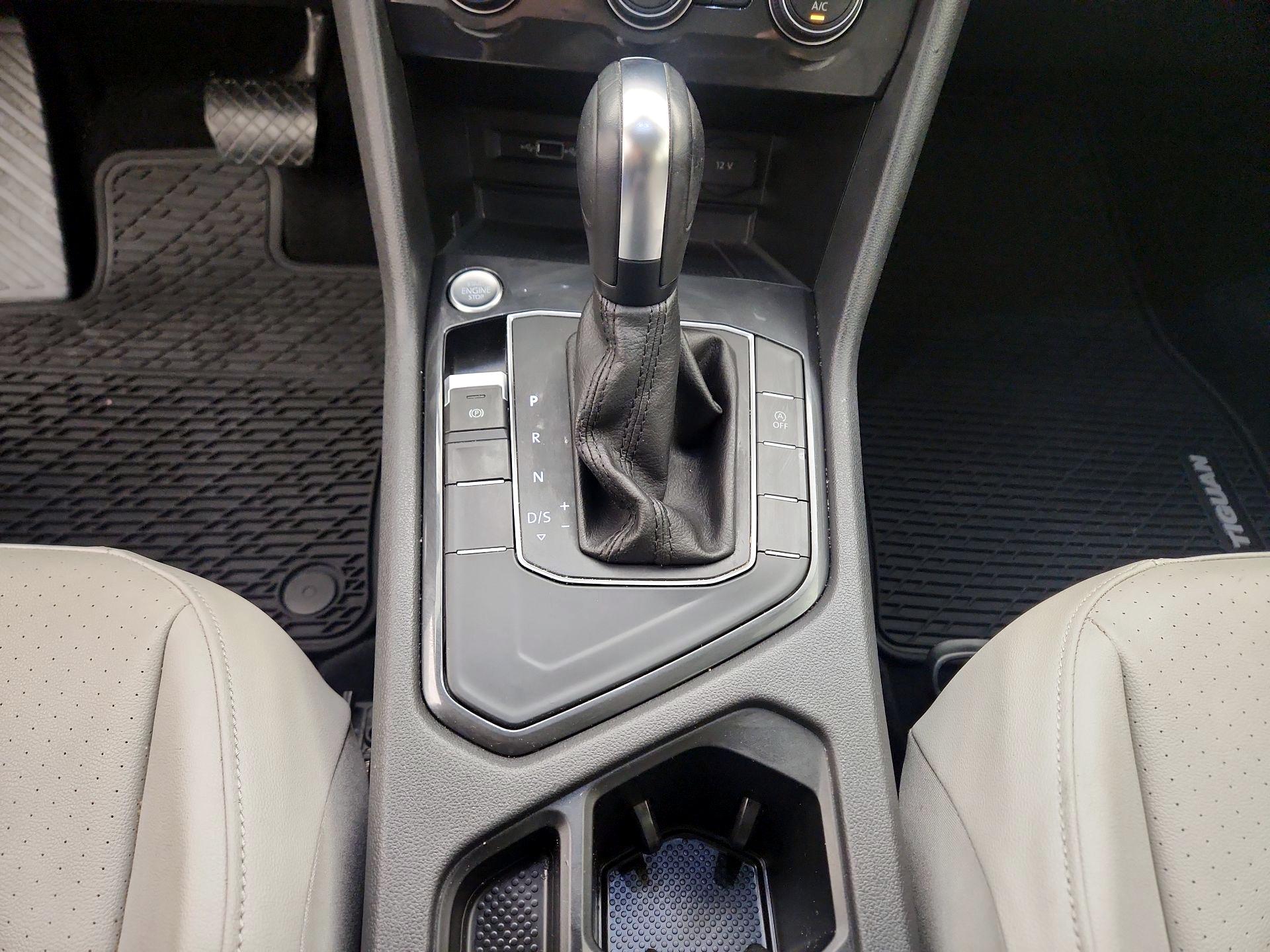 Thumbnail: 2020 Volkswagen Tiguan - 17