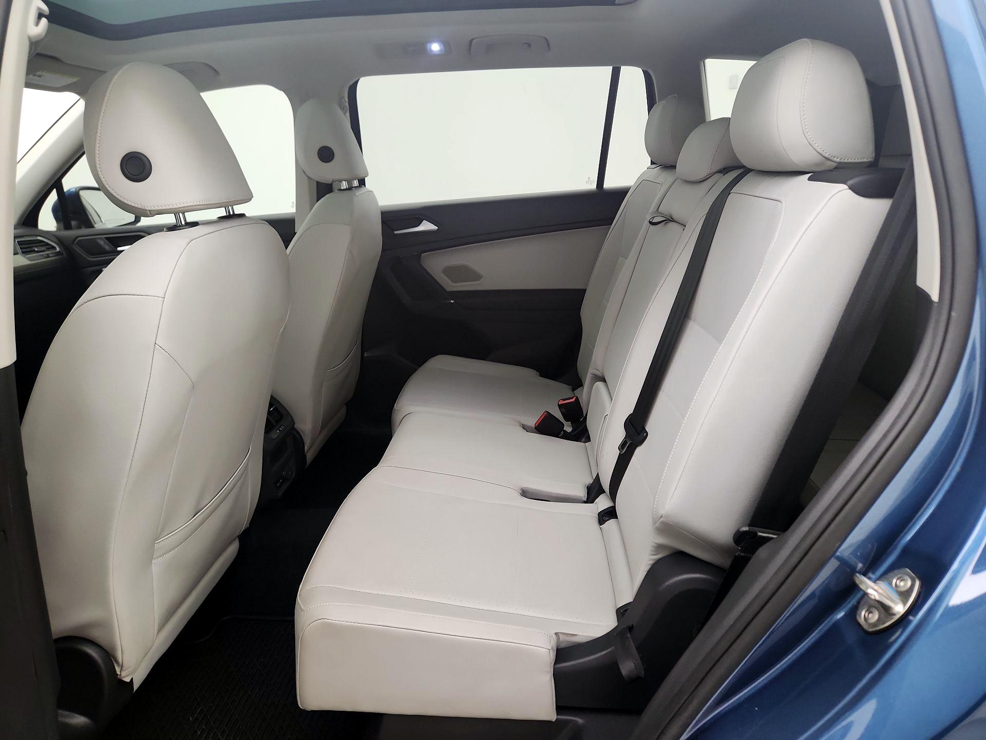 Thumbnail: 2020 Volkswagen Tiguan - 20