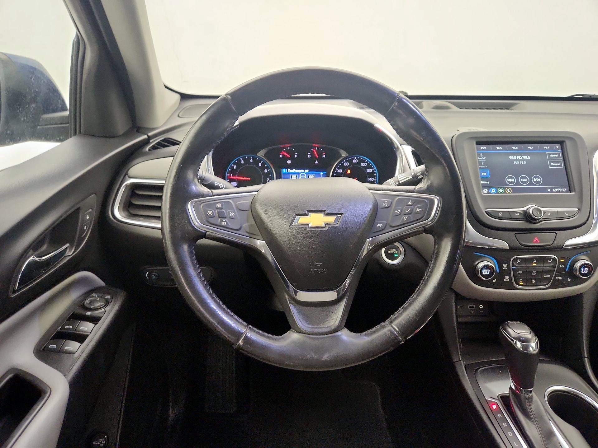Thumbnail: 2019 Chevrolet Equinox - 10
