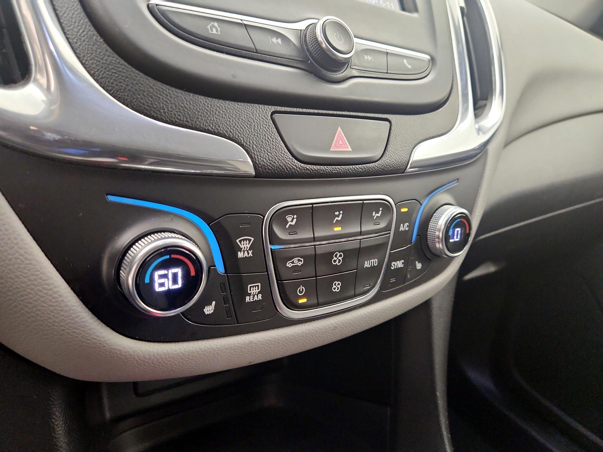 Thumbnail: 2019 Chevrolet Equinox - 16