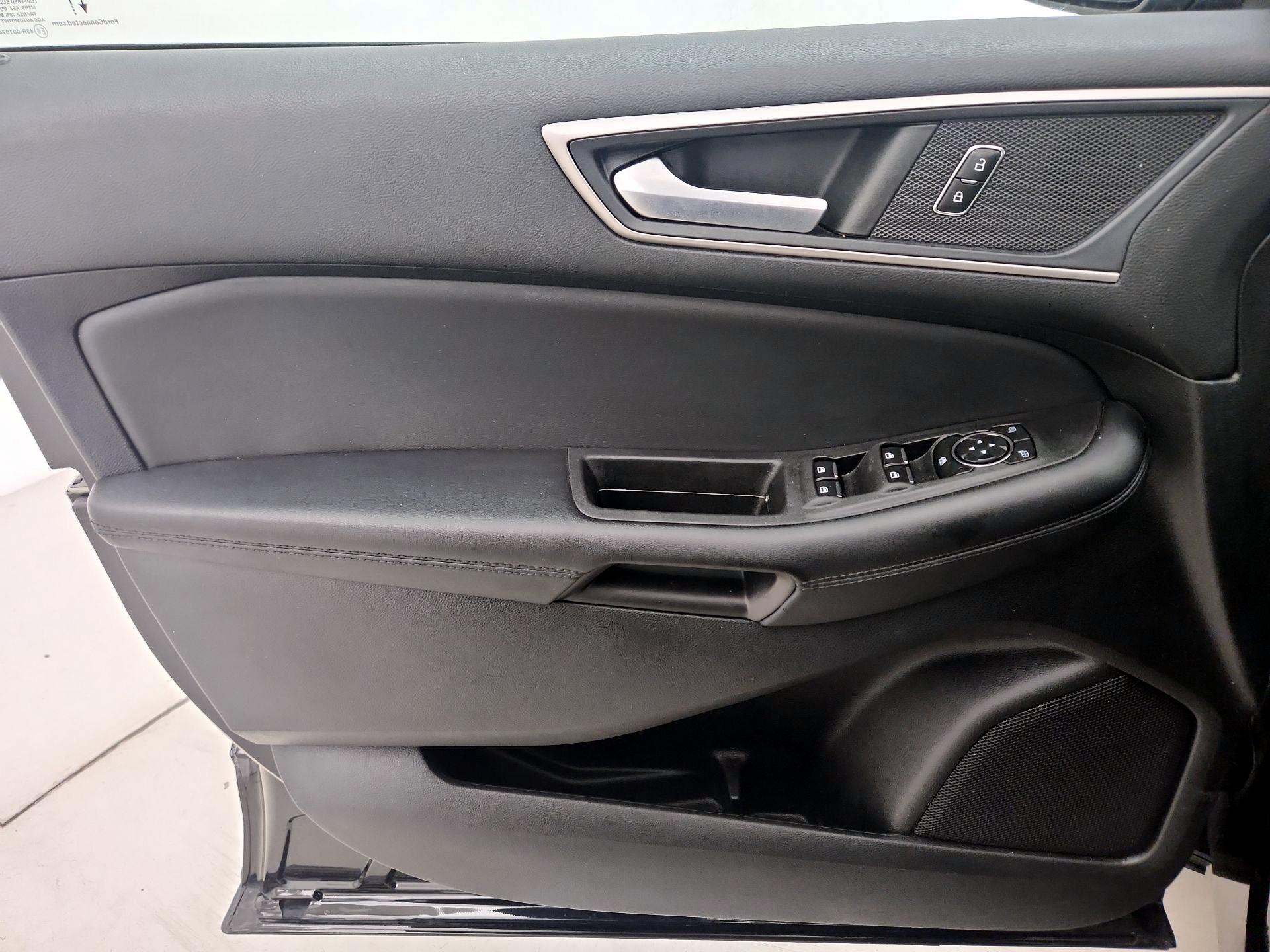 Thumbnail: 2023 Ford Edge - 12