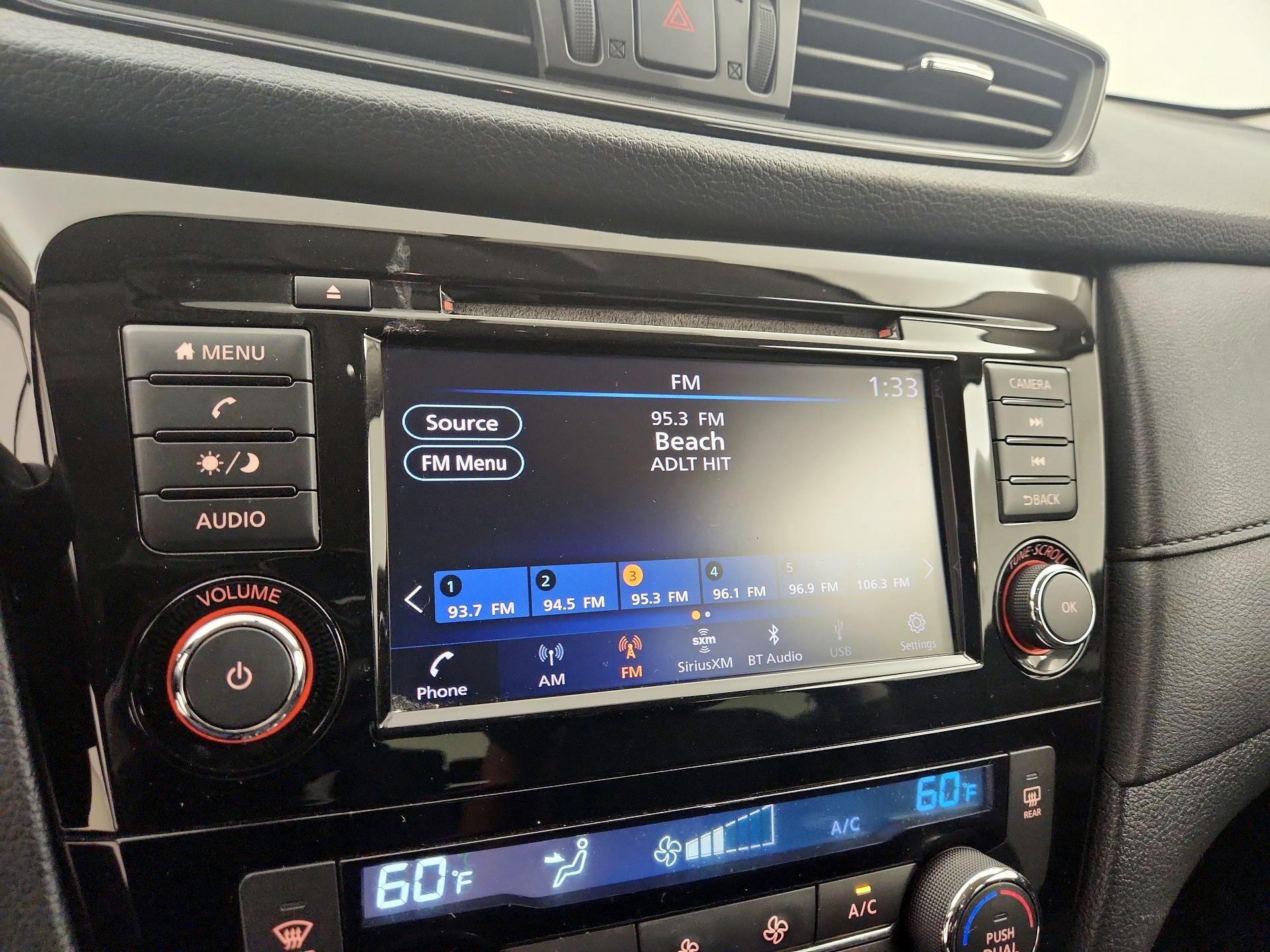 Thumbnail: 2018 Nissan Rogue - 15