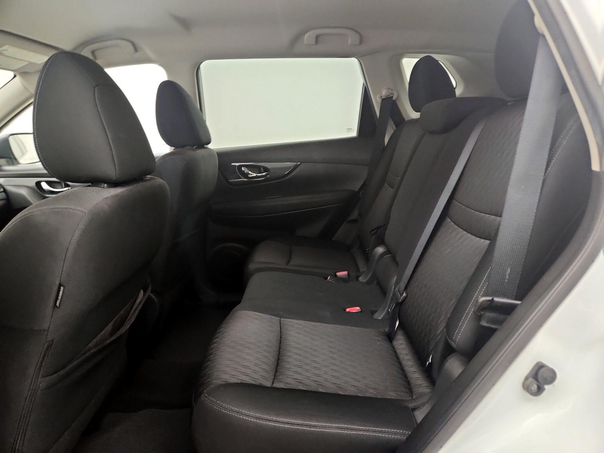 Thumbnail: 2018 Nissan Rogue - 19