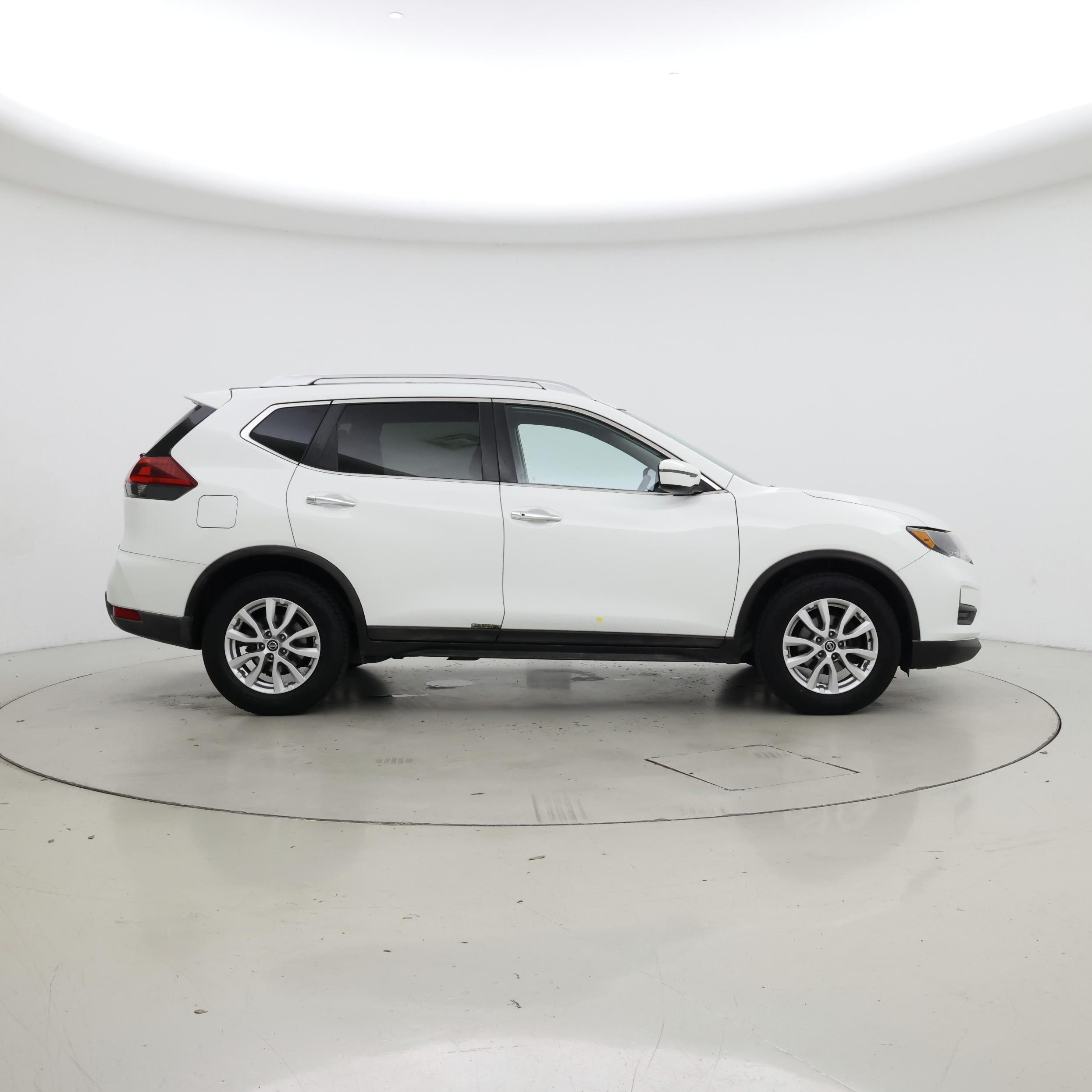 Thumbnail: 2018 Nissan Rogue - 7