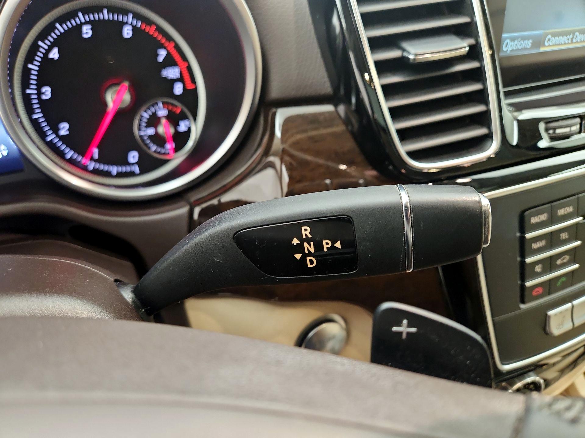 Thumbnail: 2016 Mercedes-Benz GLE - 18