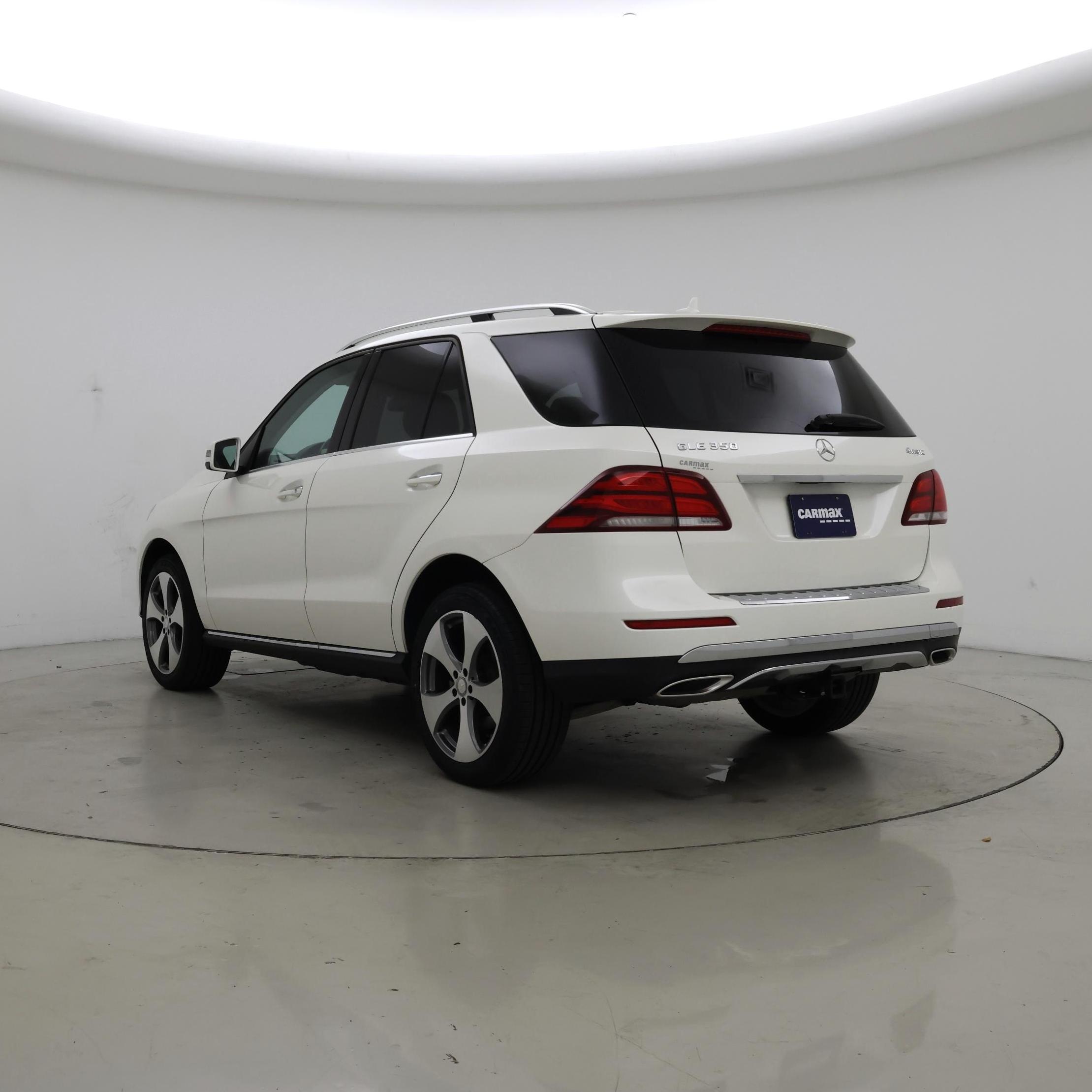 Thumbnail: 2016 Mercedes-Benz GLE - 2