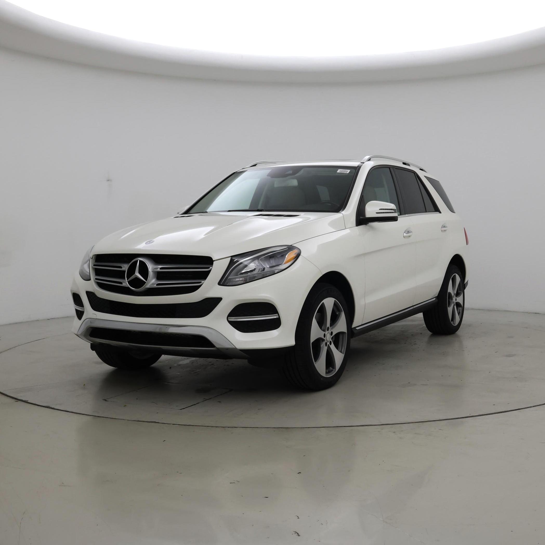 Thumbnail: 2016 Mercedes-Benz GLE - 4