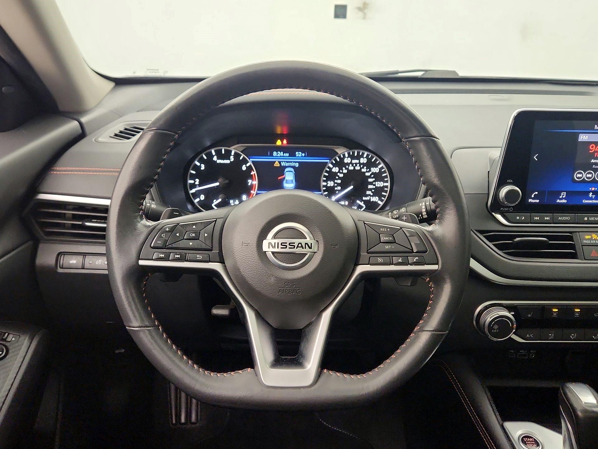 Thumbnail: 2022 Nissan Altima - 10