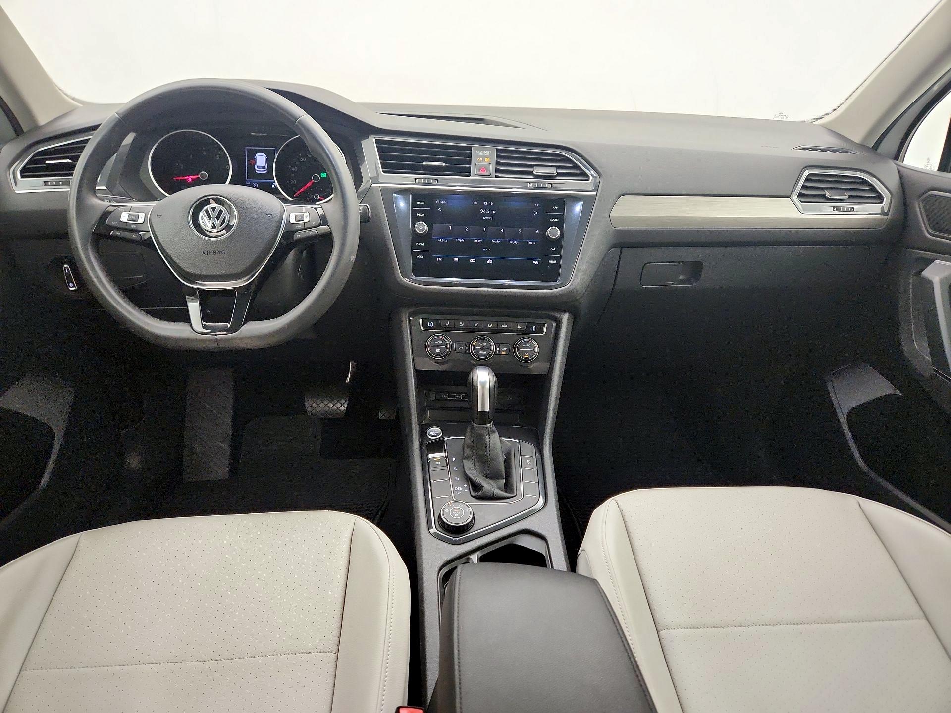 Thumbnail: 2020 Volkswagen Tiguan - 9