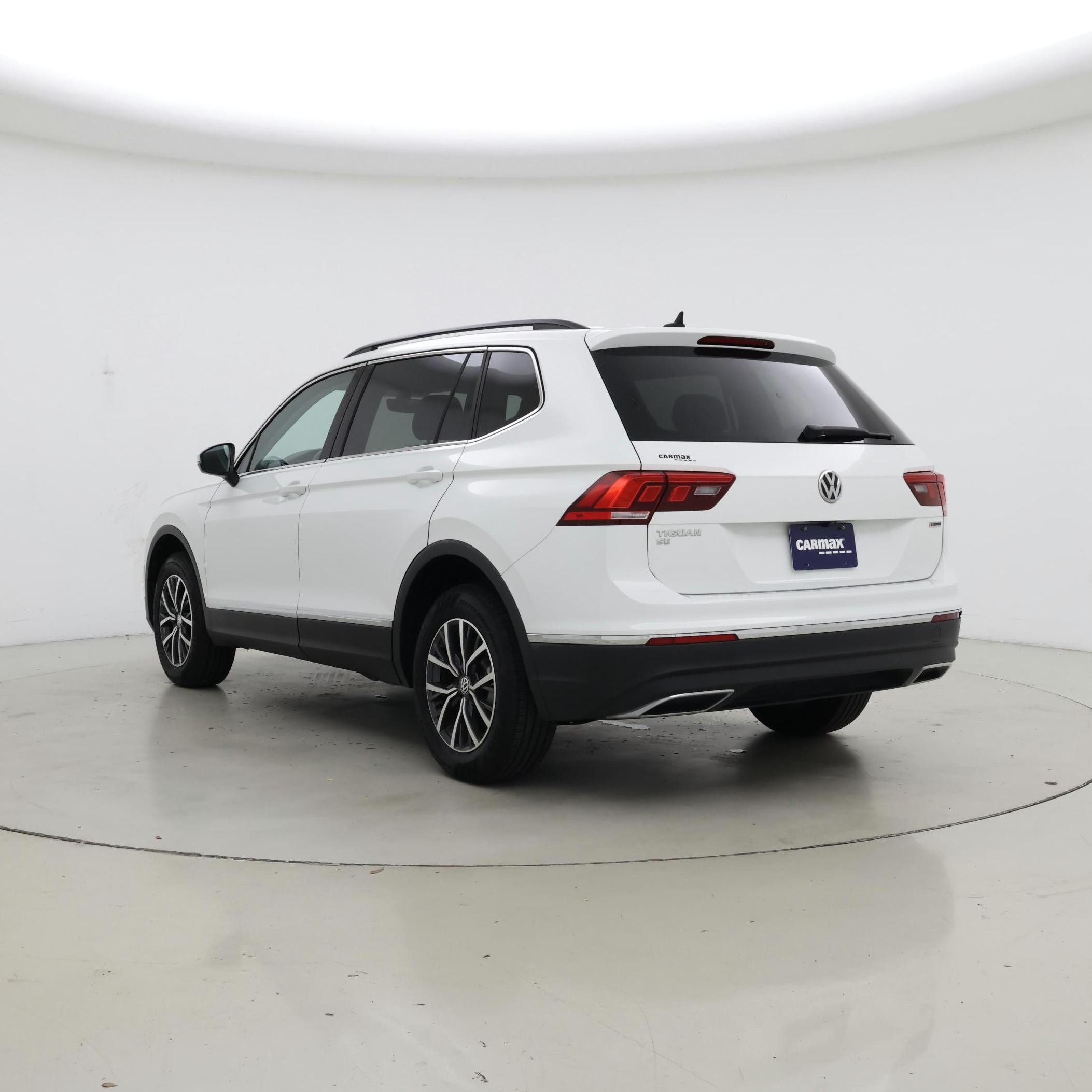 Thumbnail: 2020 Volkswagen Tiguan - 2