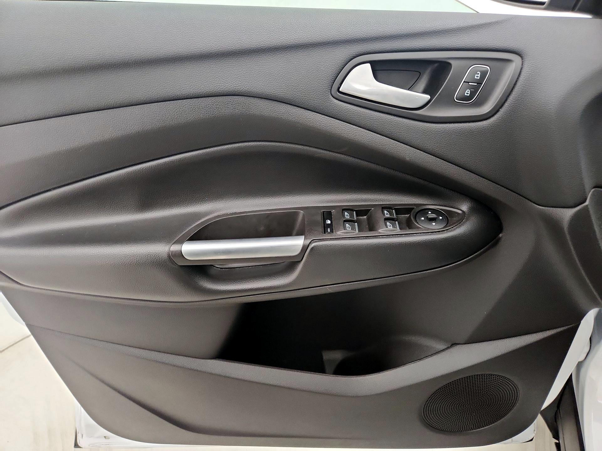 Thumbnail: 2019 Ford Escape - 12