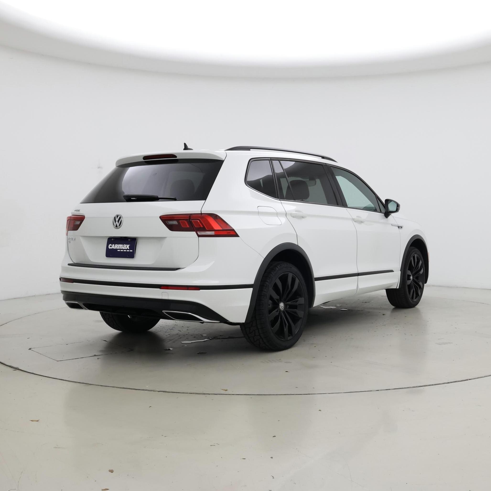 Thumbnail: 2021 Volkswagen Tiguan - 8