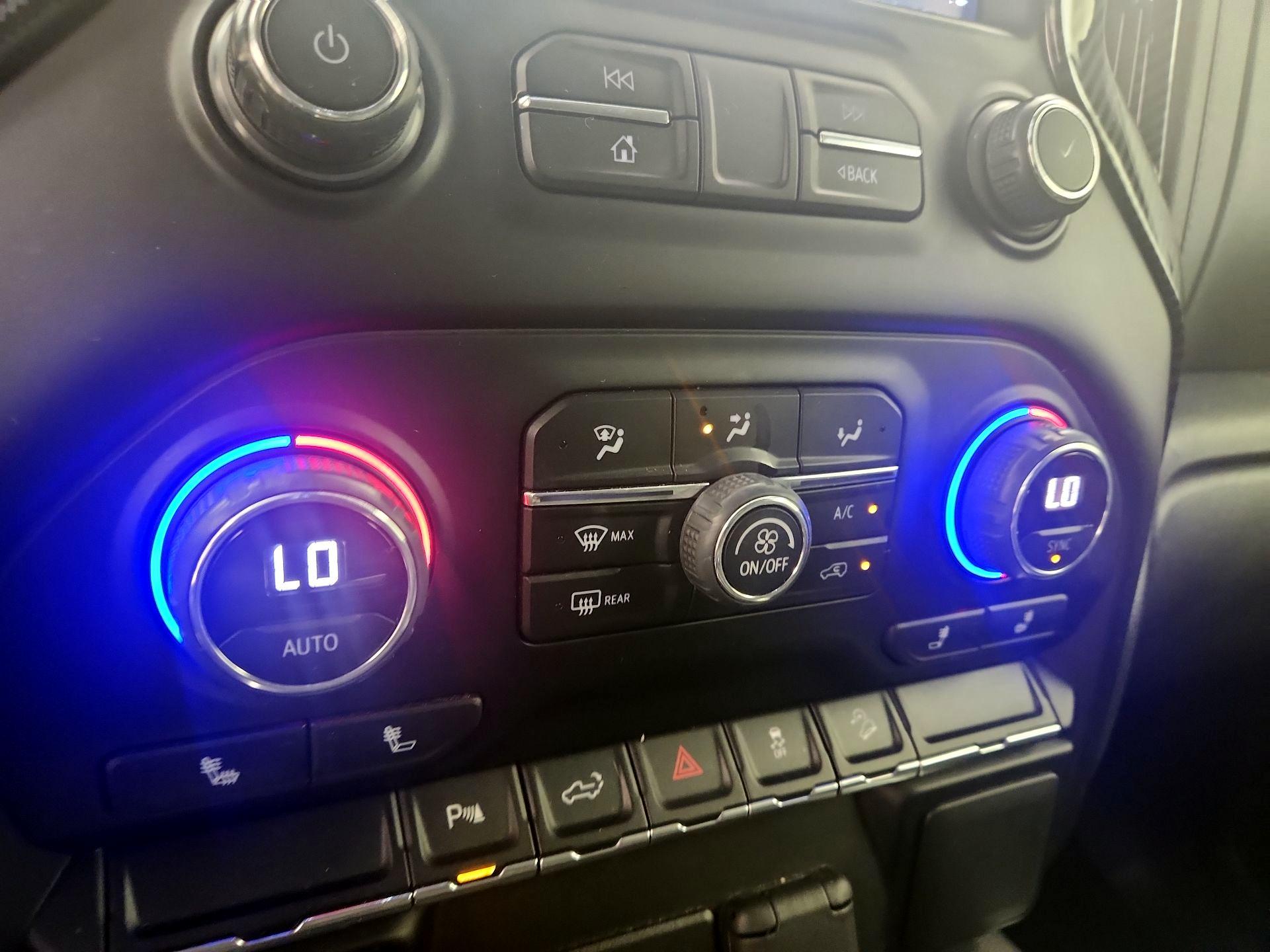 Thumbnail: 2022 Chevrolet Silverado 2500 - 16