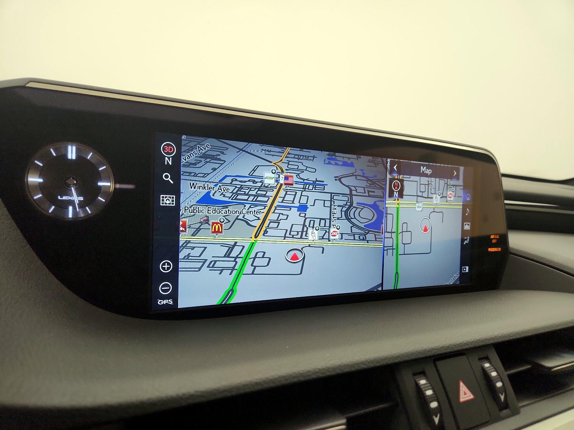 Thumbnail: 2020 Lexus ES - 14