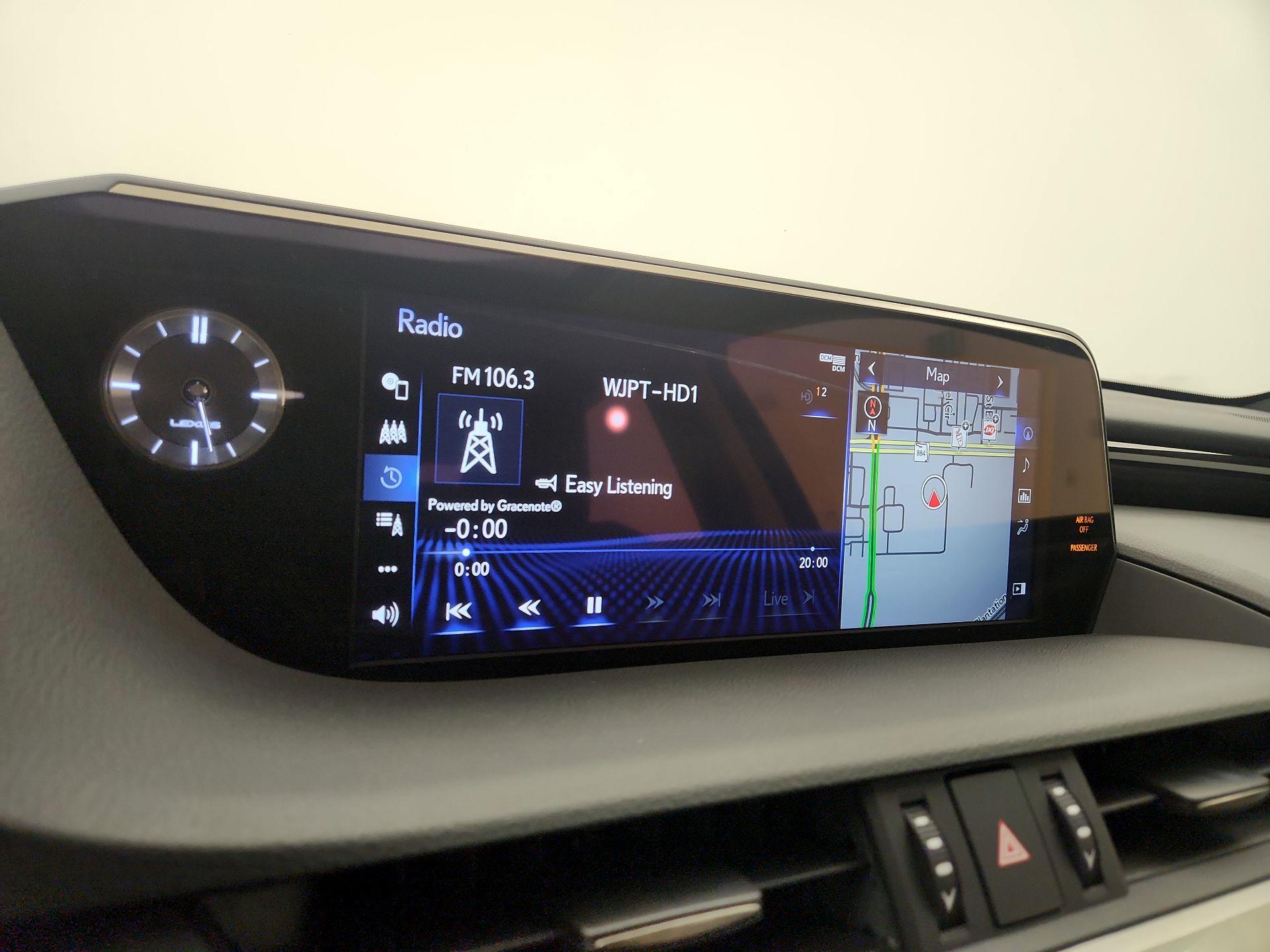 Thumbnail: 2020 Lexus ES - 16