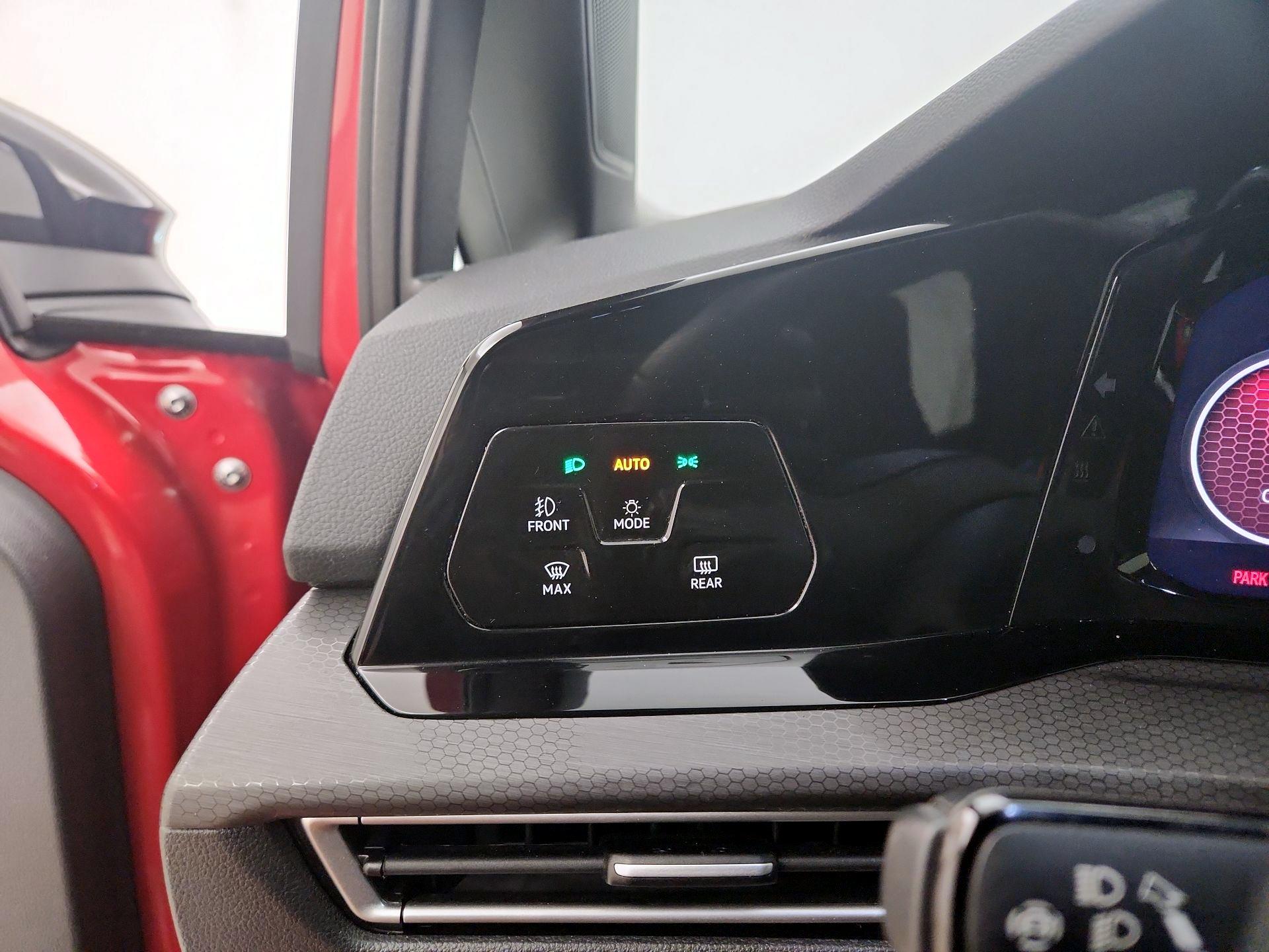 Thumbnail: 2024 Volkswagen Golf - 13