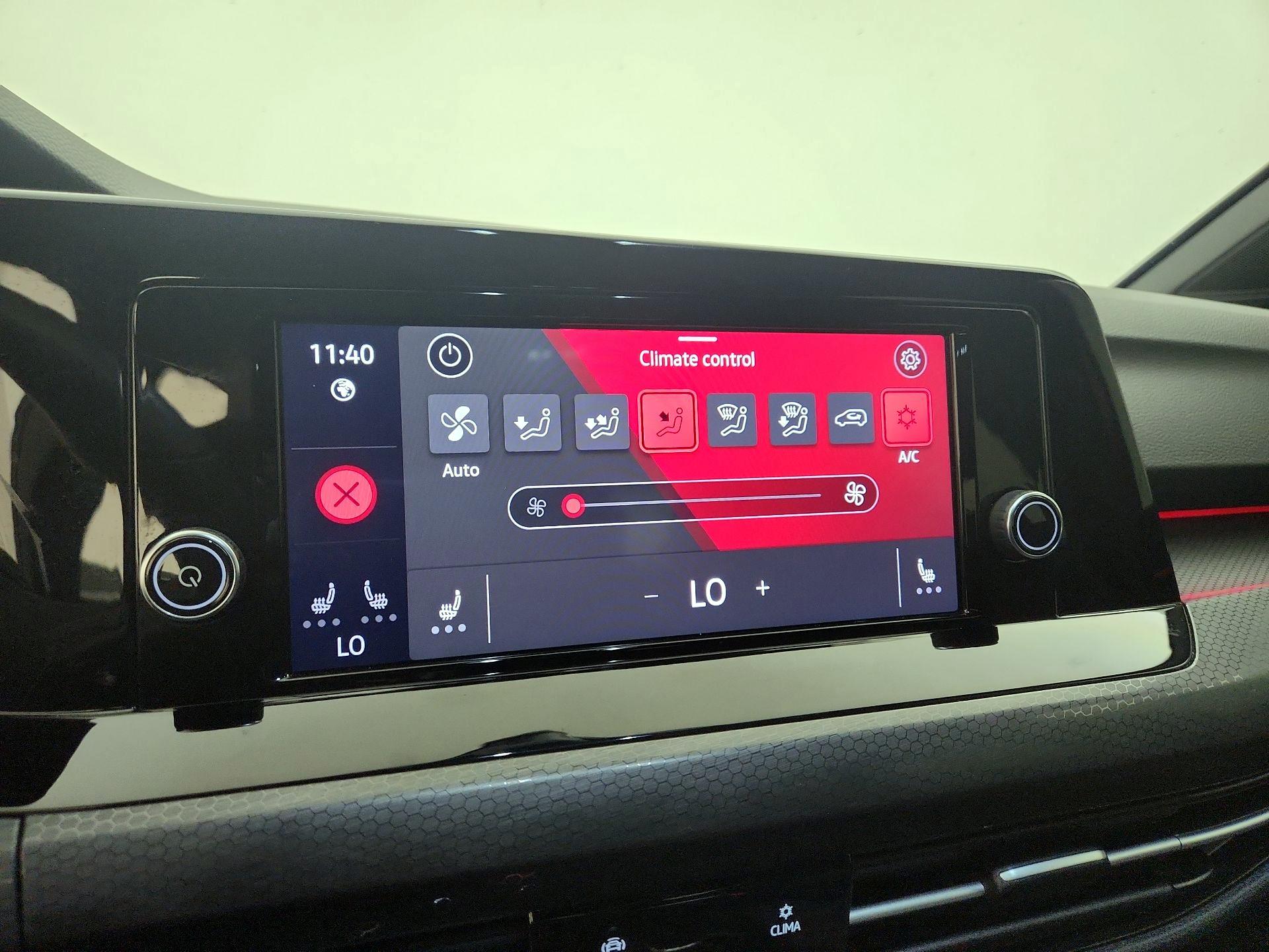 Thumbnail: 2024 Volkswagen Golf - 16