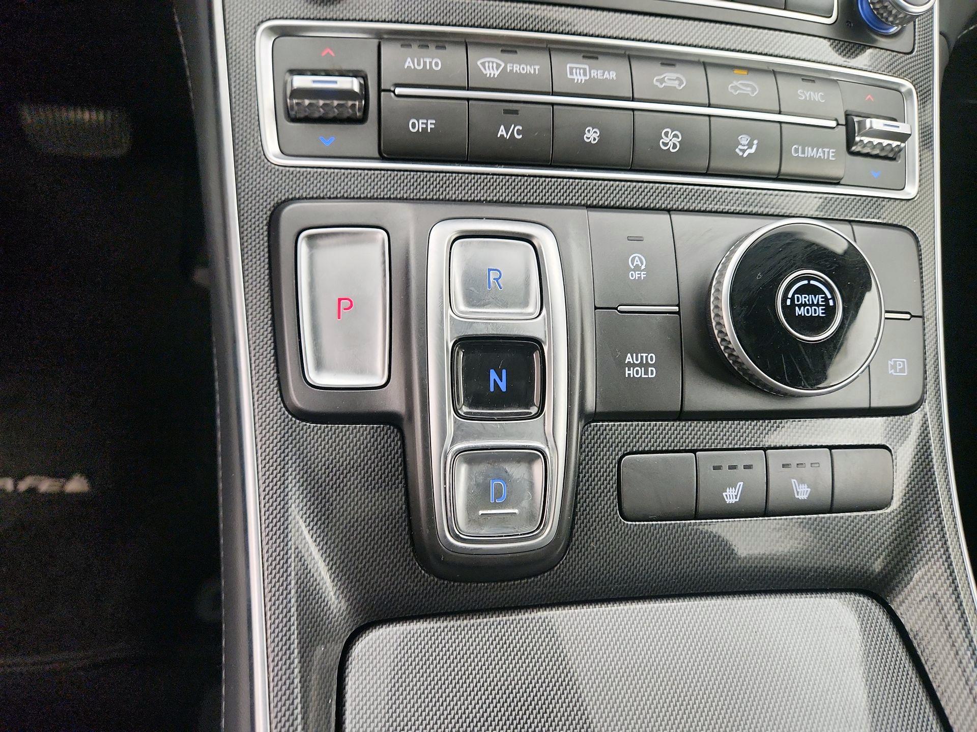 Thumbnail: 2021 Hyundai Santa Fe - 18