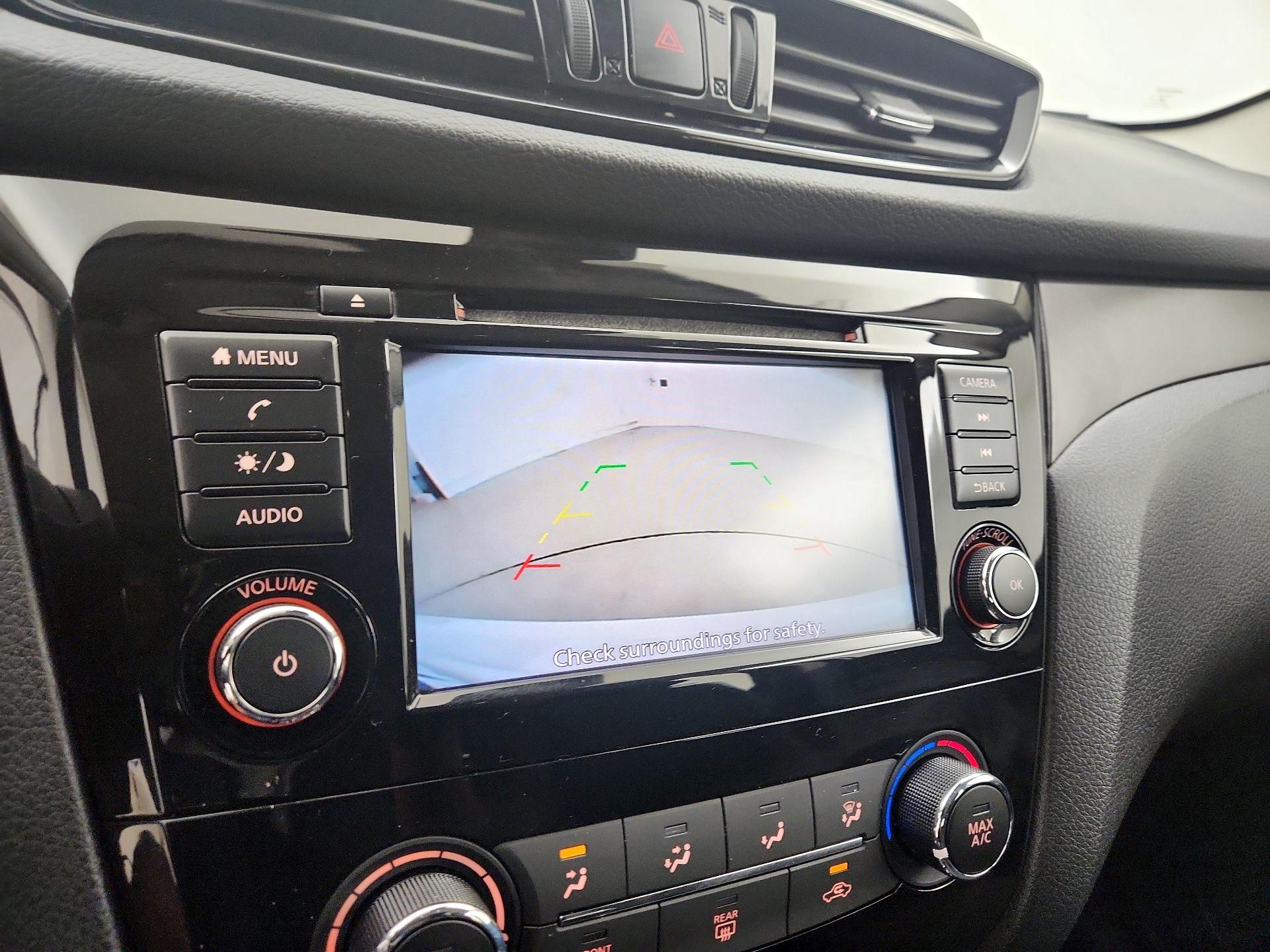 Thumbnail: 2022 Nissan Rogue Sport - 14