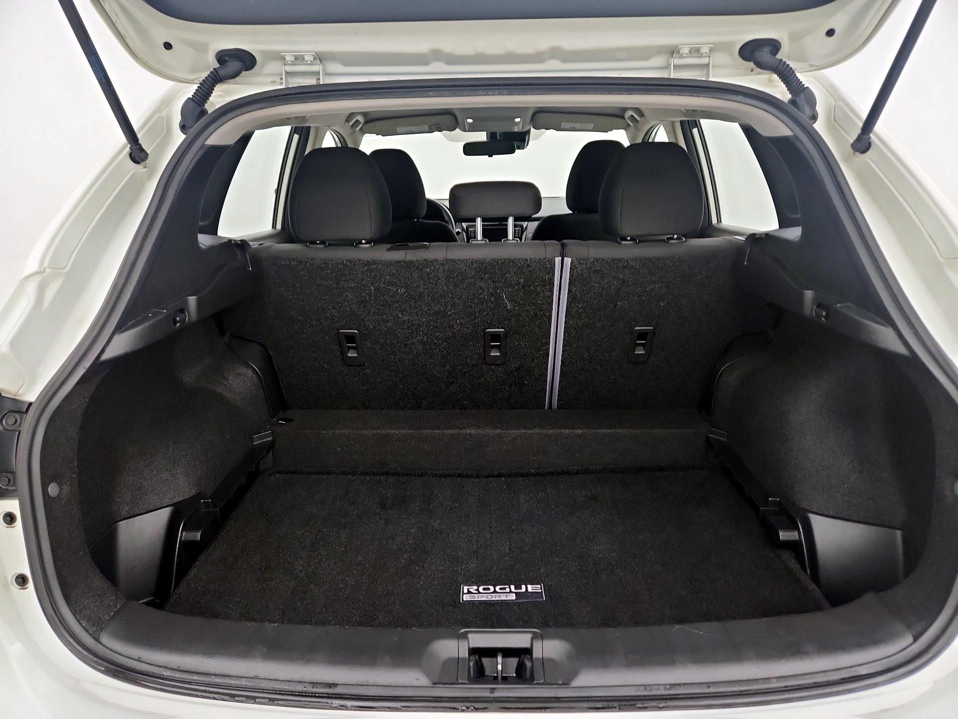 Thumbnail: 2022 Nissan Rogue Sport - 20