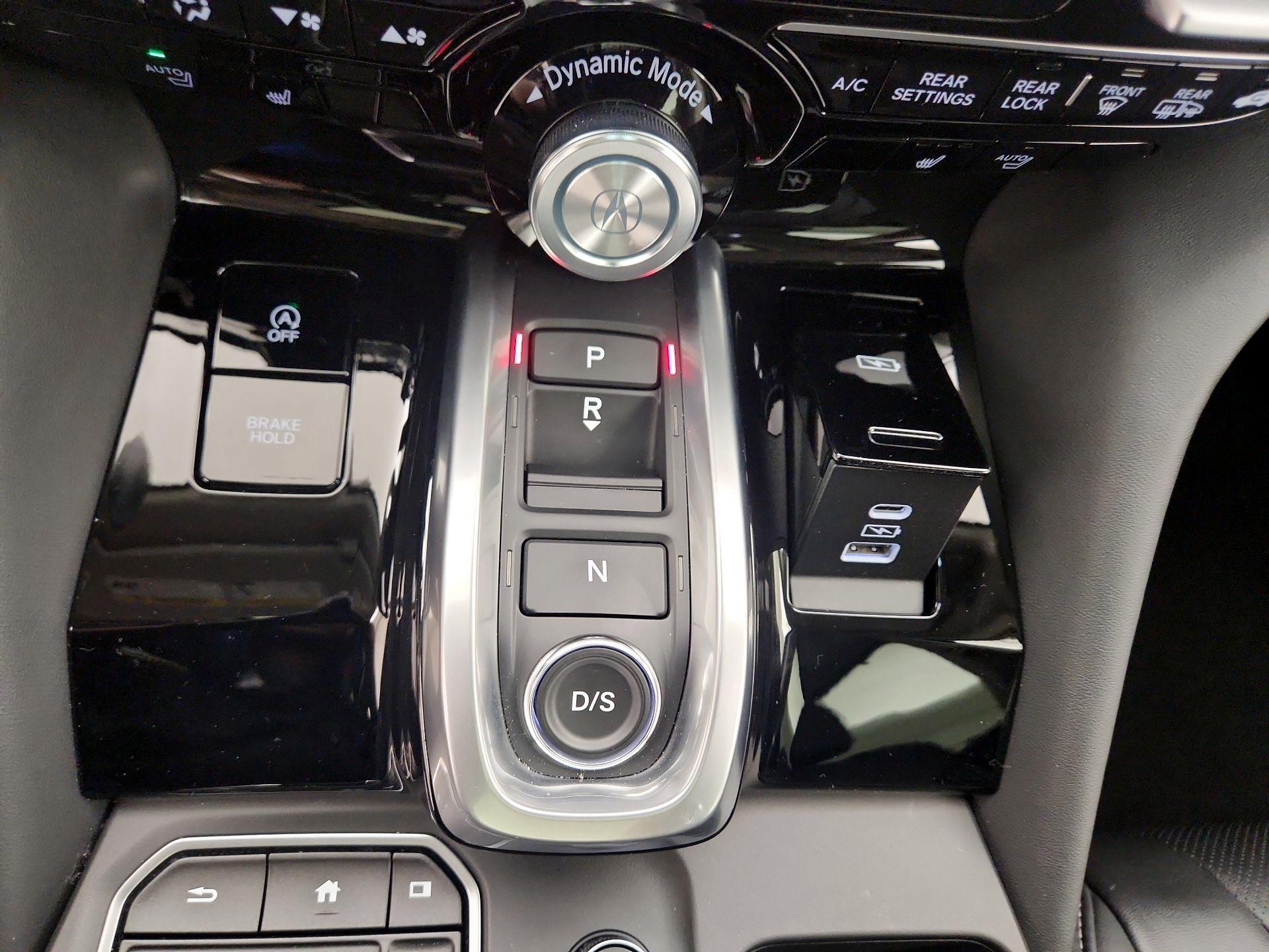 Thumbnail: 2023 Acura MDX - 18