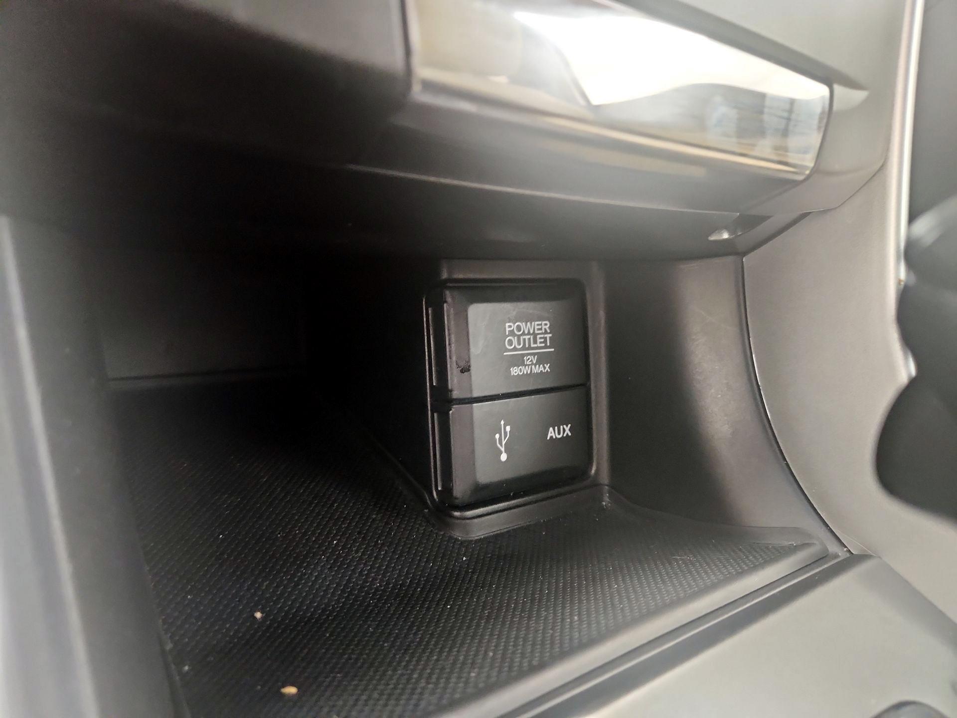 Thumbnail: 2015 Honda Accord - 18