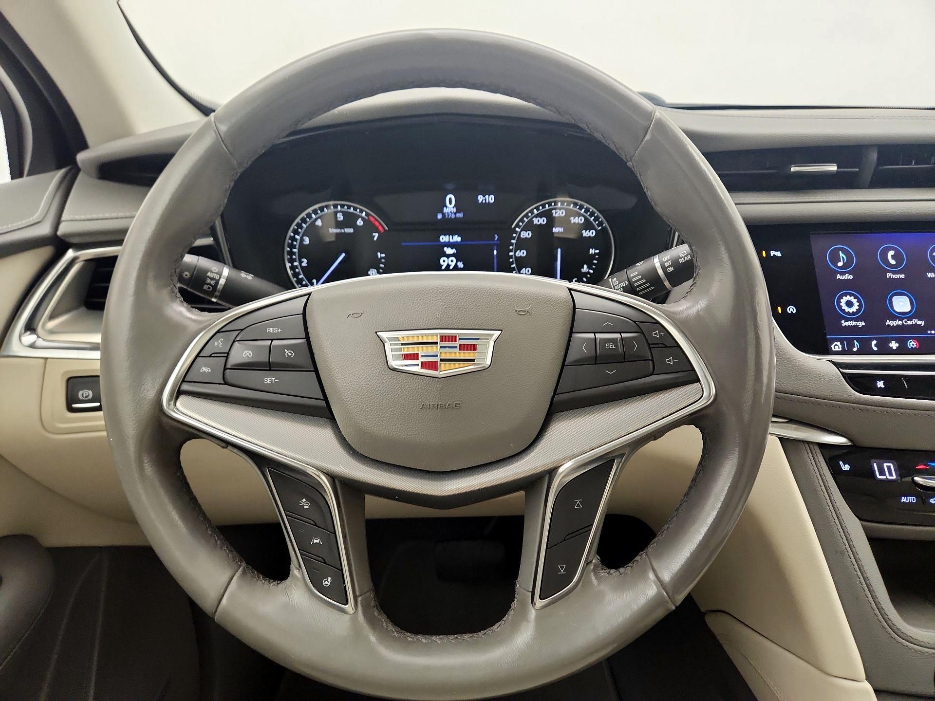 Thumbnail: 2020 Cadillac XT5 - 10