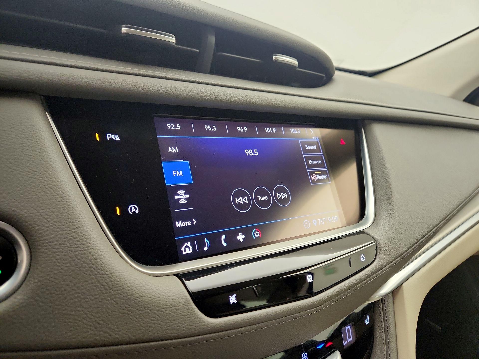 Thumbnail: 2020 Cadillac XT5 - 15