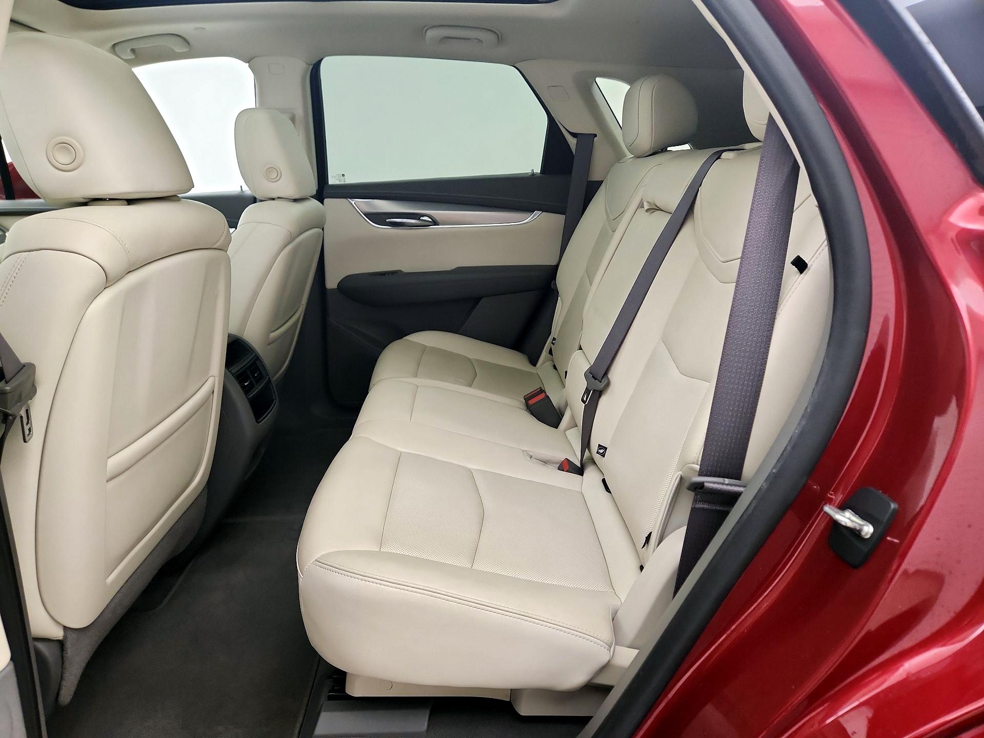 Thumbnail: 2020 Cadillac XT5 - 20