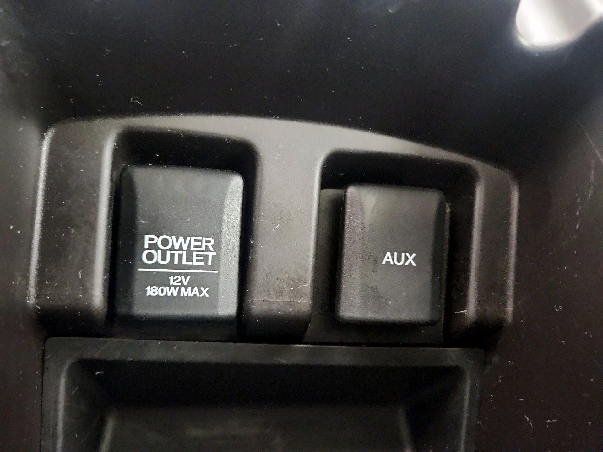 Thumbnail: 2017 Acura TLX - 18