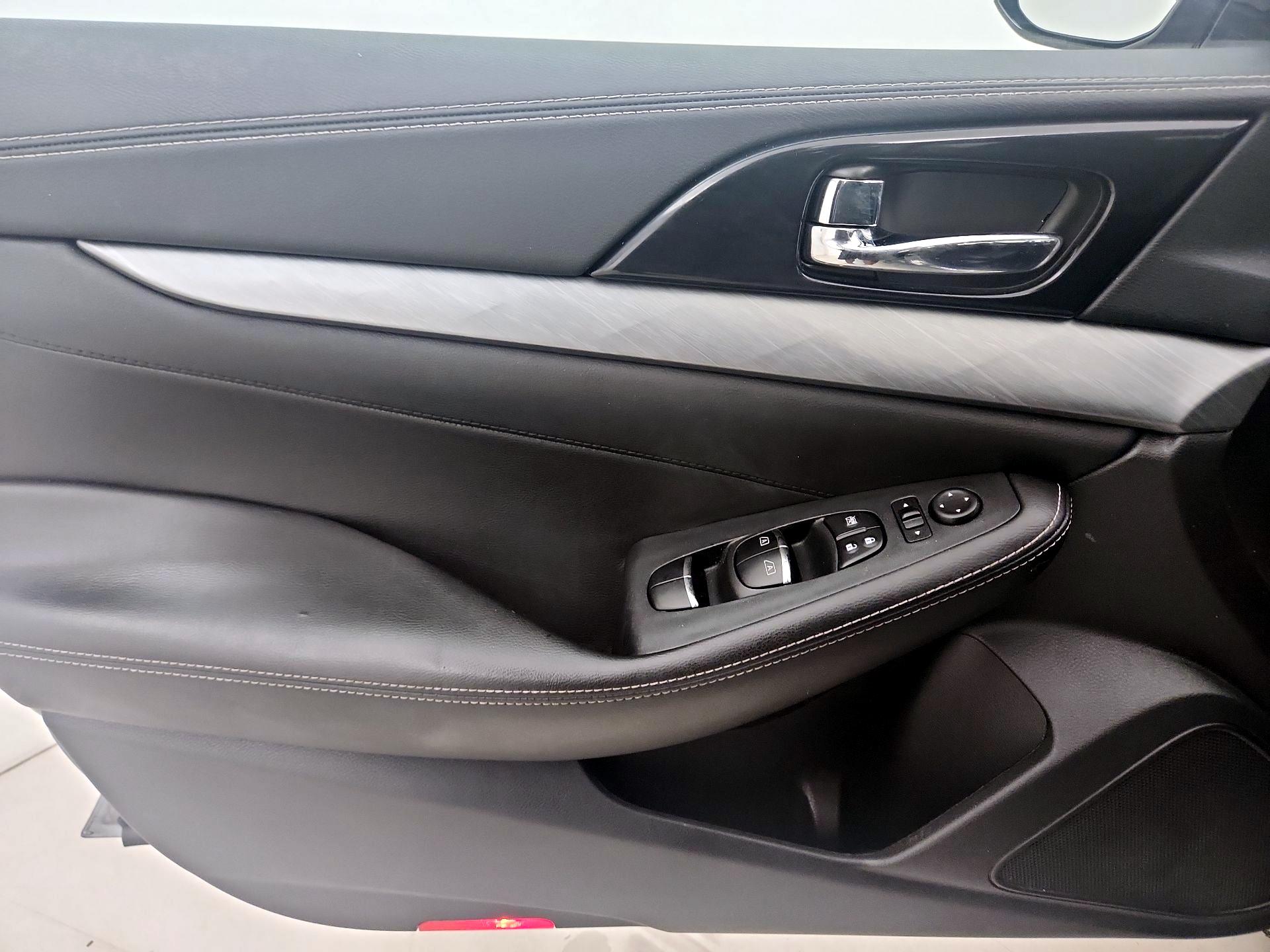 Thumbnail: 2018 Nissan Maxima - 12