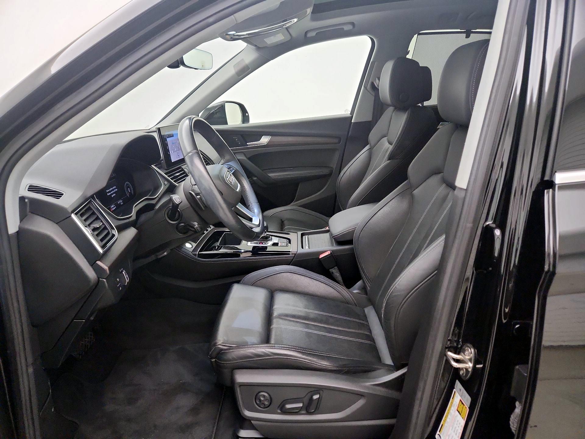 Thumbnail: 2021 Audi Q5 - 11