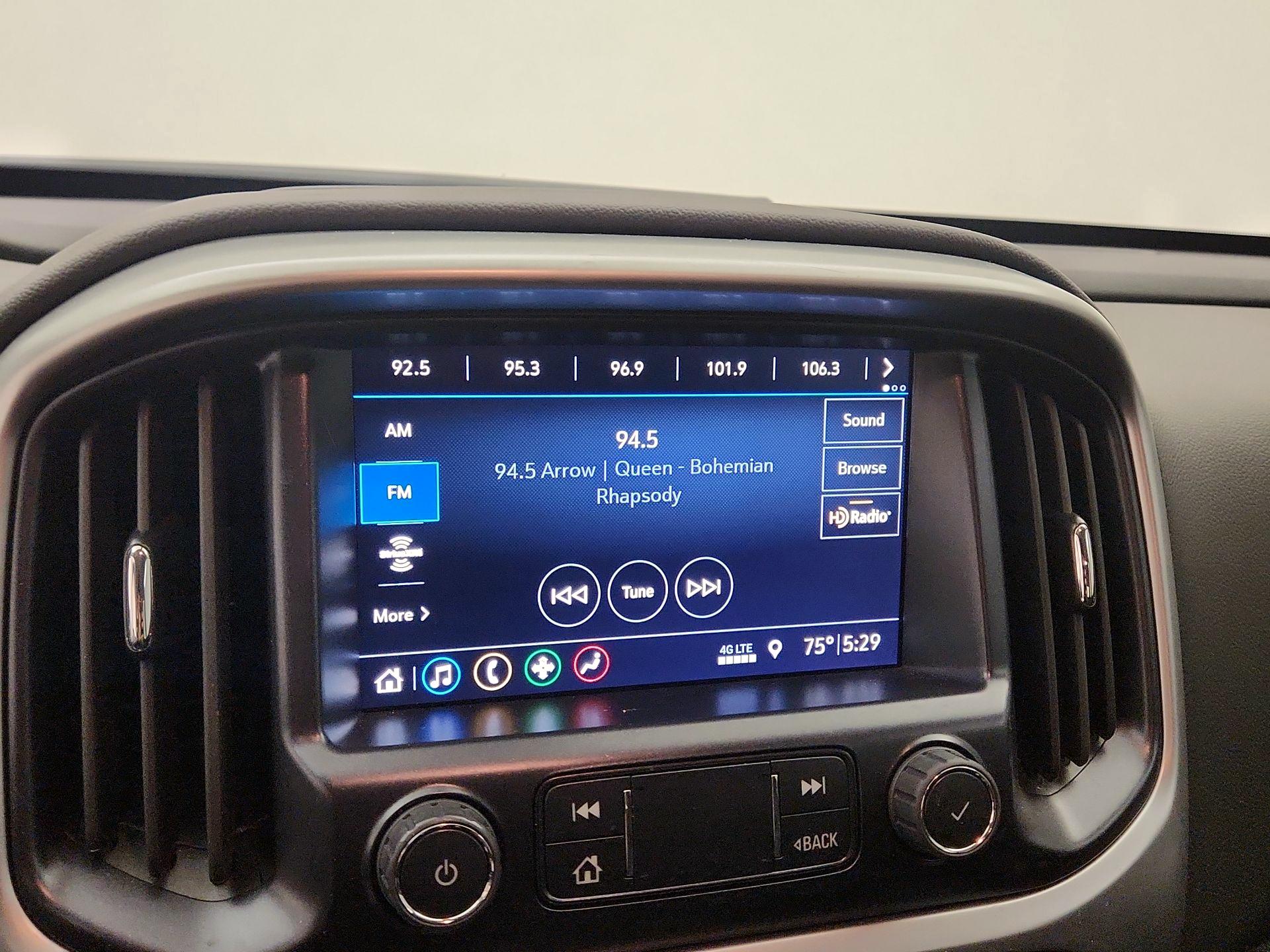 Thumbnail: 2022 Chevrolet Colorado - 15