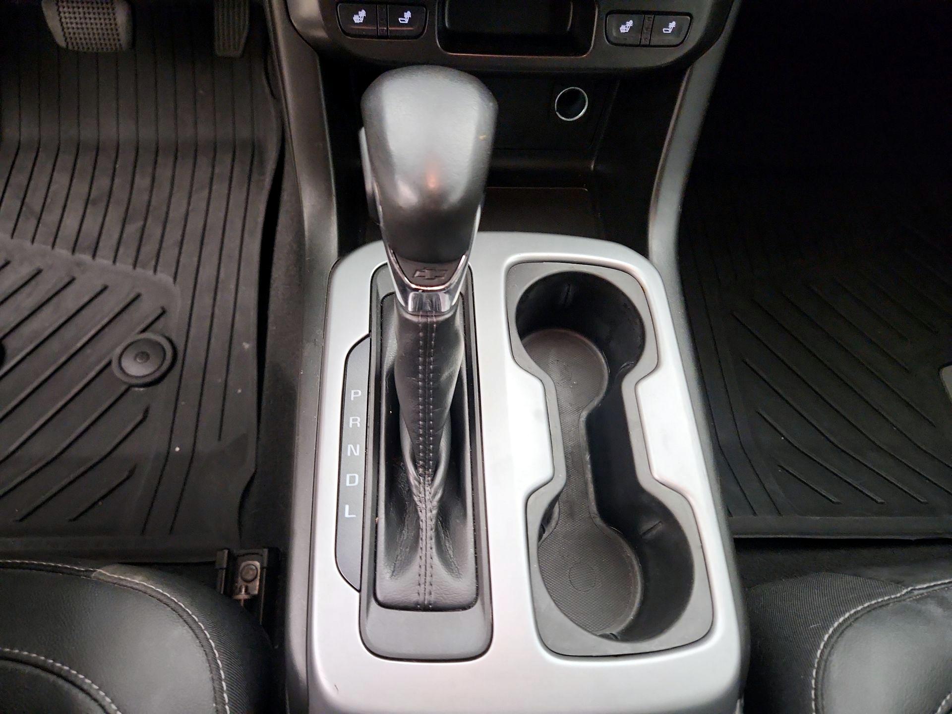 Thumbnail: 2022 Chevrolet Colorado - 17