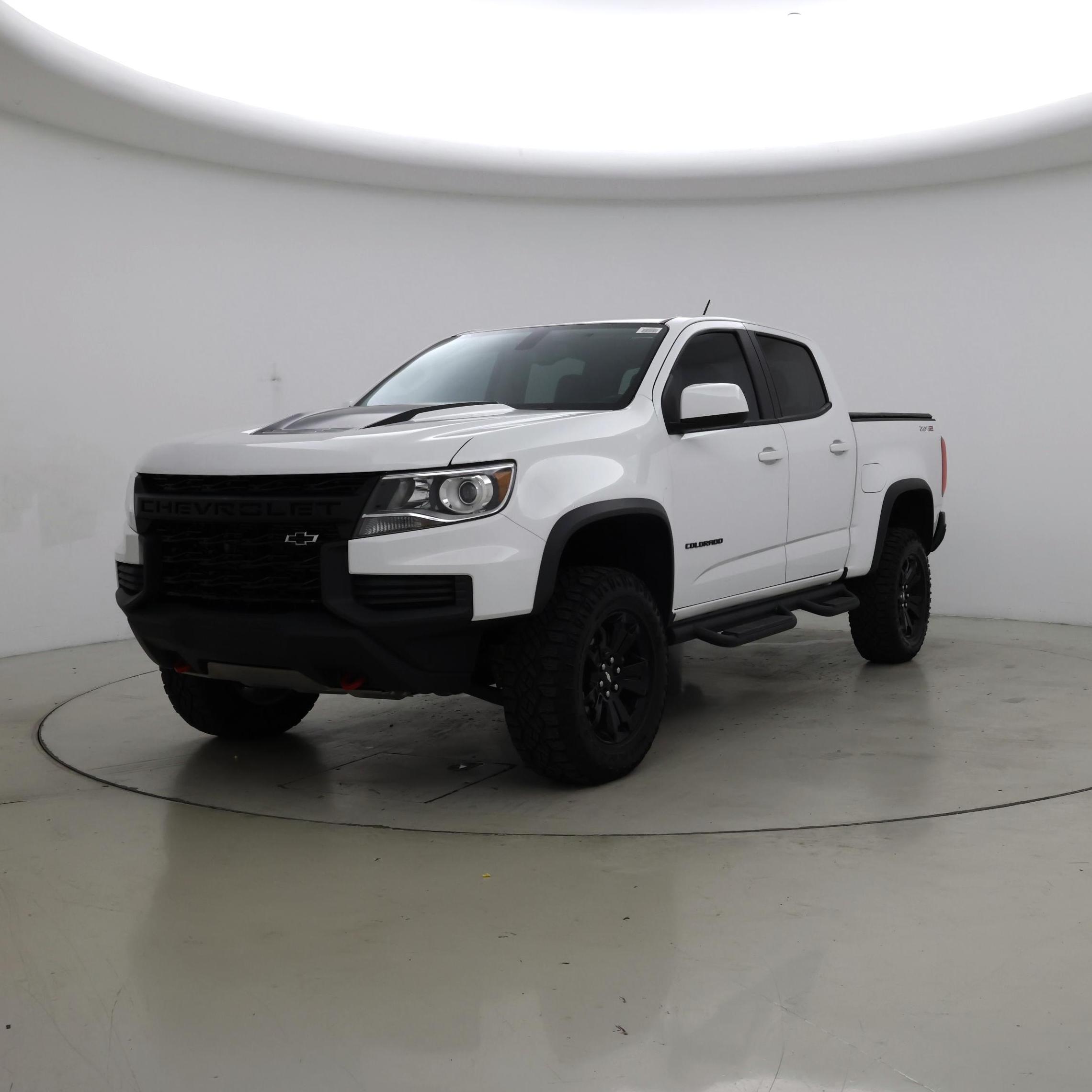 Thumbnail: 2022 Chevrolet Colorado - 4
