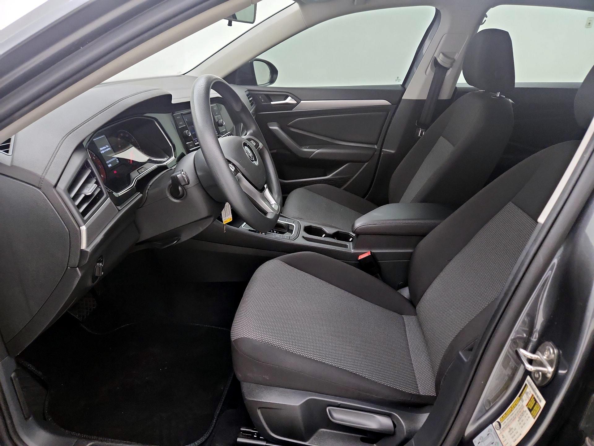 Thumbnail: 2020 Volkswagen Jetta - 11