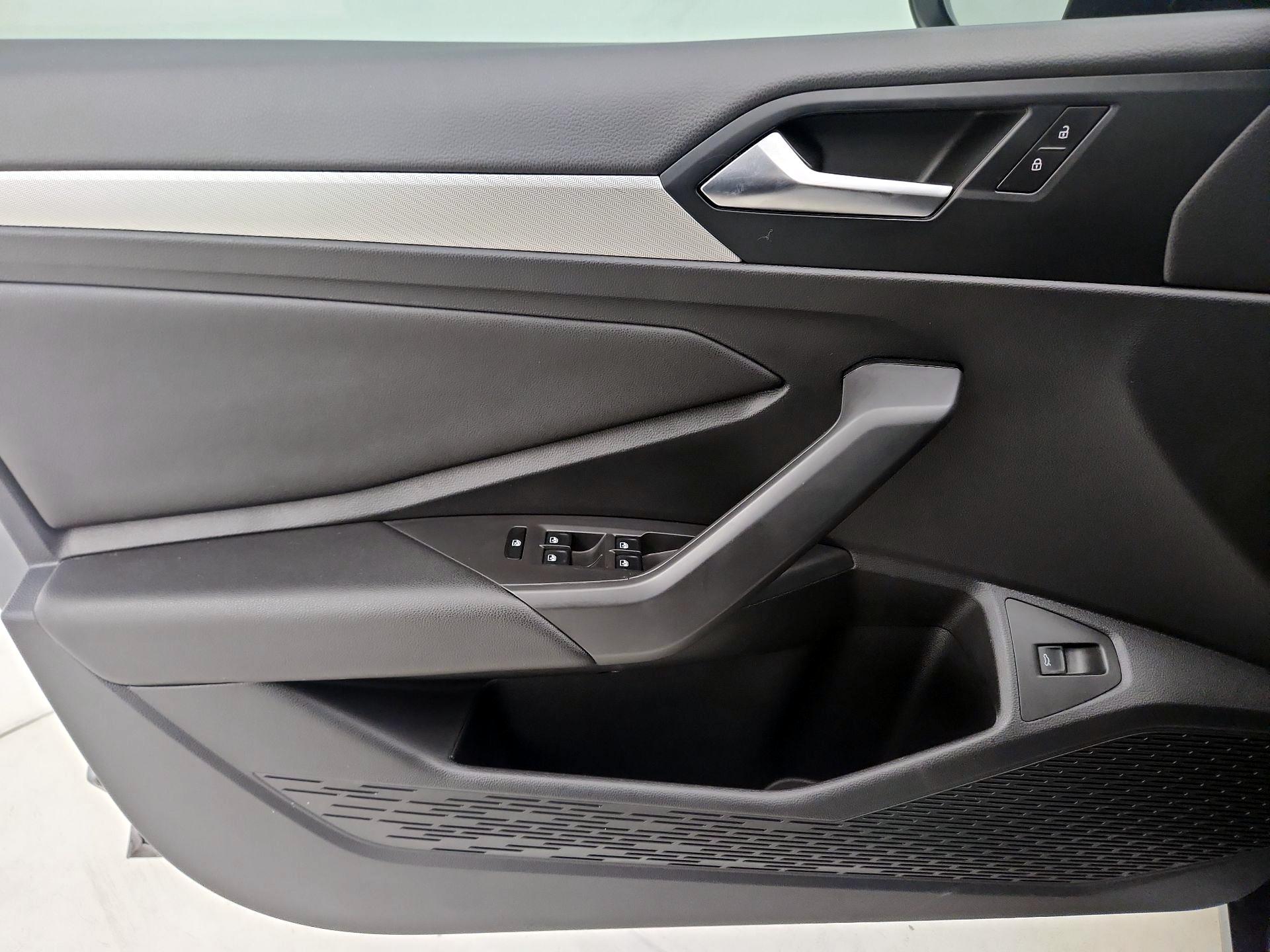 Thumbnail: 2020 Volkswagen Jetta - 12