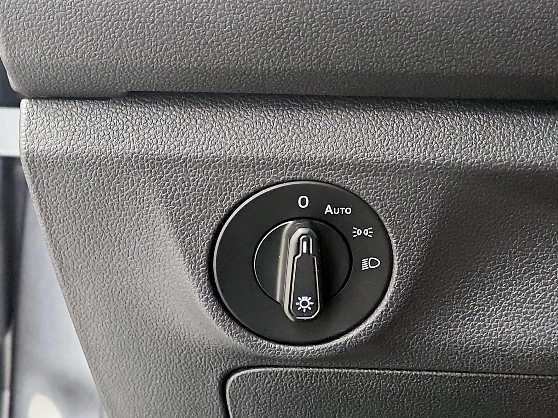 Thumbnail: 2020 Volkswagen Jetta - 13