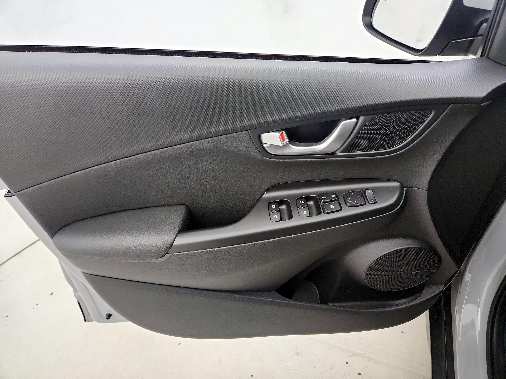 Thumbnail: 2023 Hyundai Kona - 12