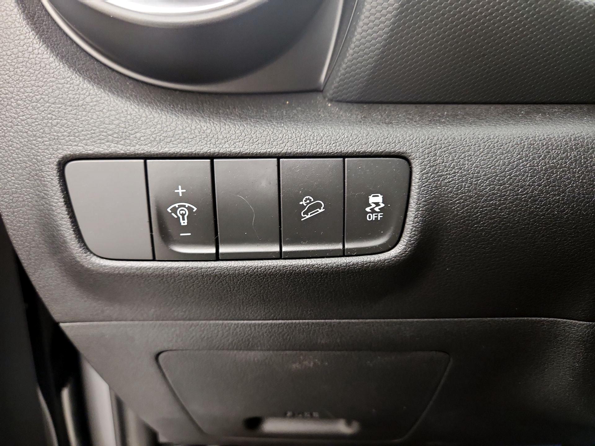 Thumbnail: 2023 Hyundai Kona - 13