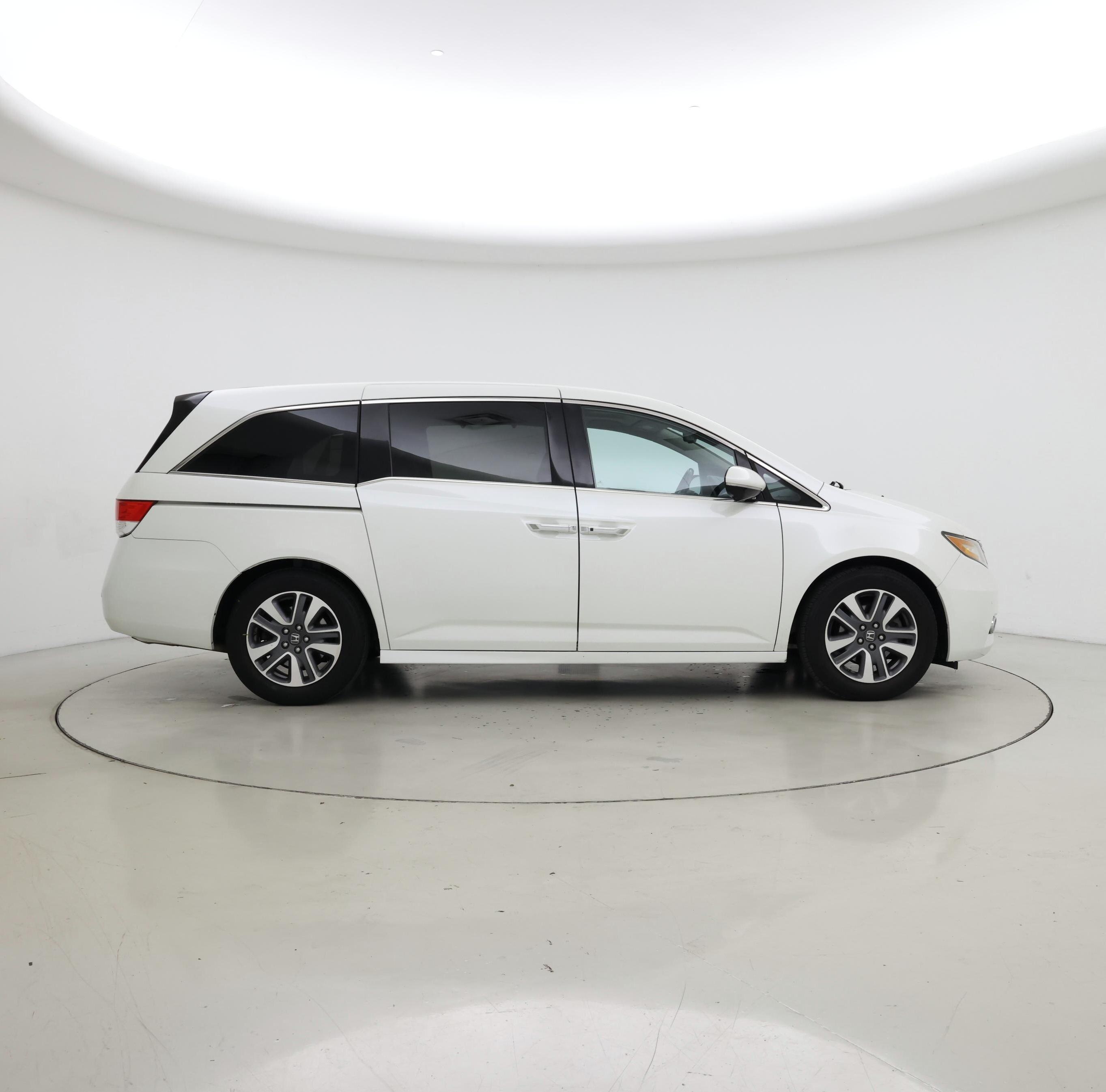 Thumbnail: 2017 Honda Odyssey - 7