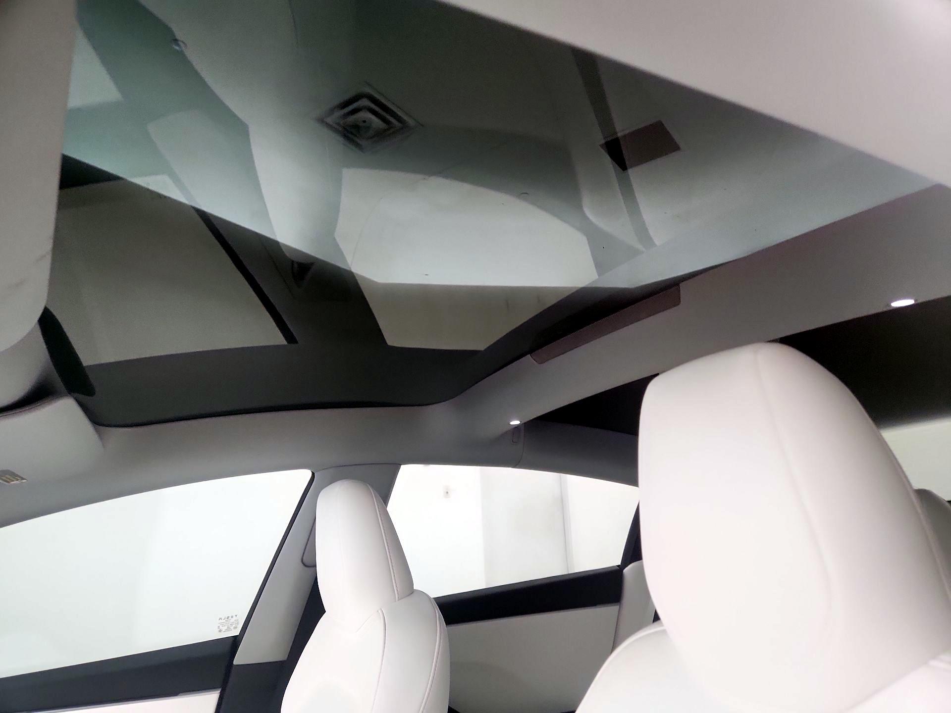 Thumbnail: 2024 Tesla Model 3 - 18