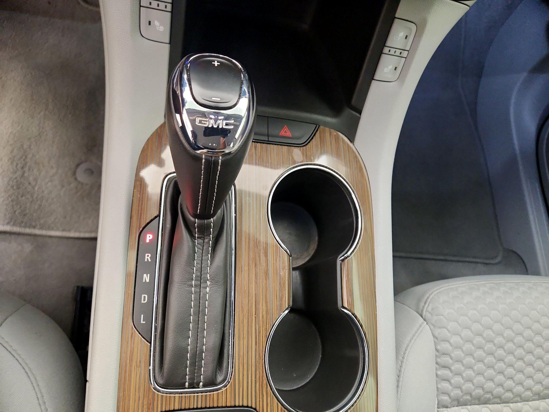 Thumbnail: 2018 GMC Acadia - 17