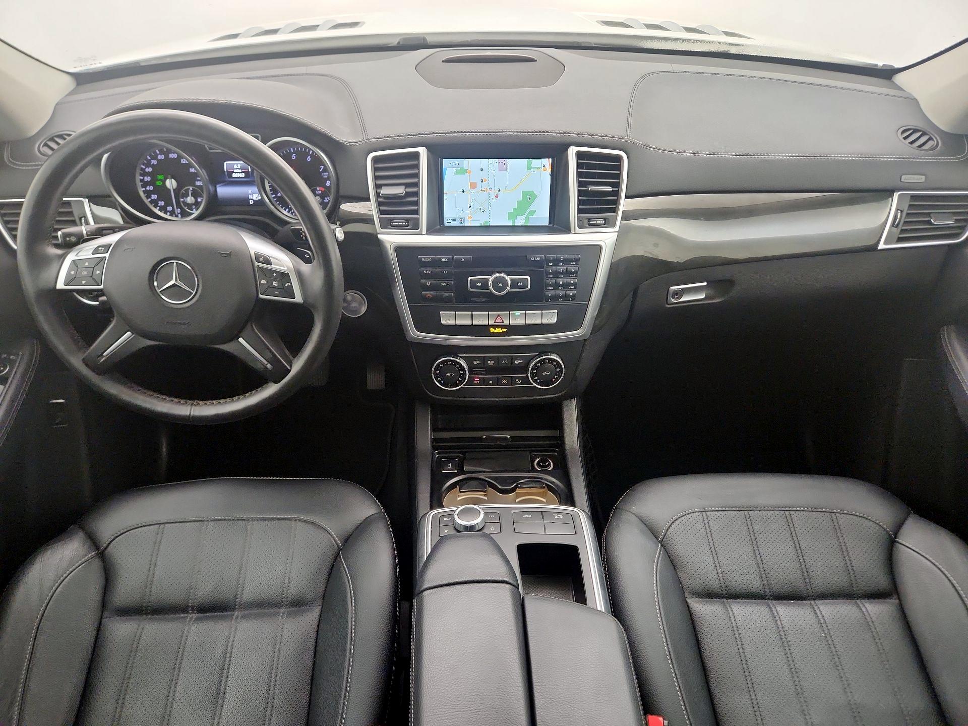 Thumbnail: 2016 Mercedes-Benz GL-Class - 9