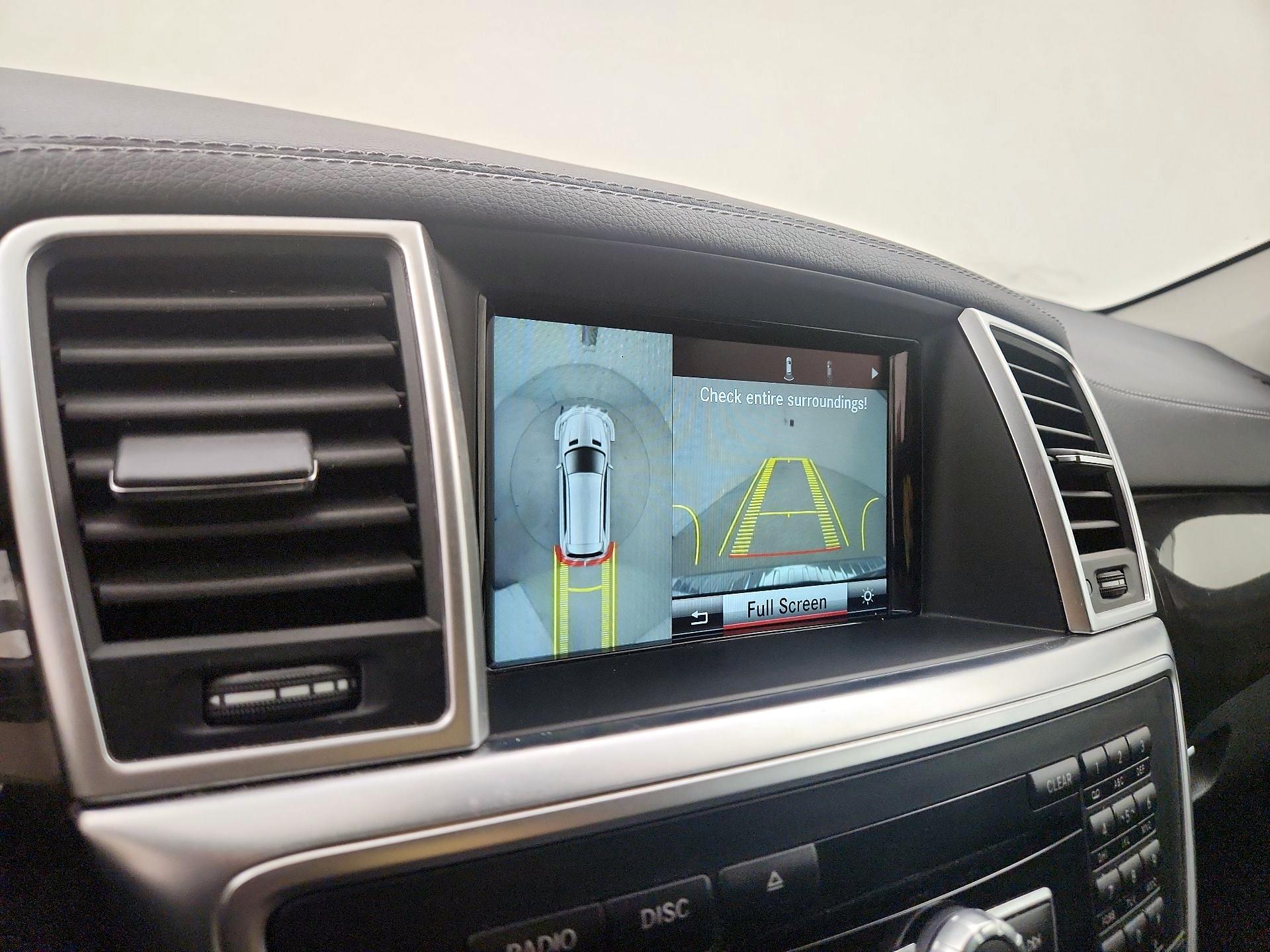 Thumbnail: 2016 Mercedes-Benz GL-Class - 15