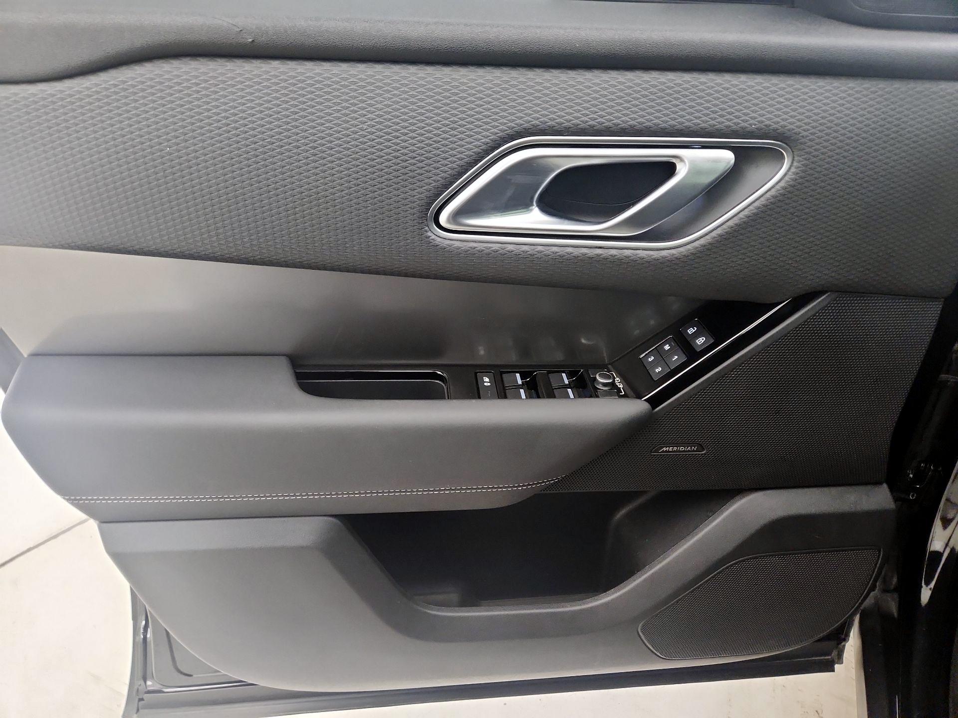 Thumbnail: 2023 Land Rover Range Rover Velar - 12