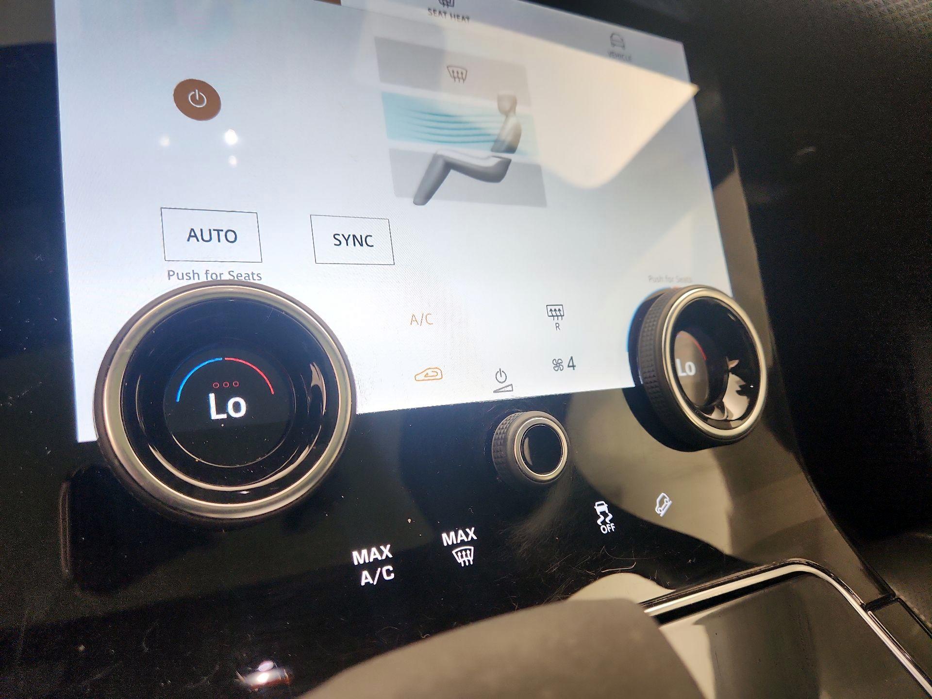 Thumbnail: 2023 Land Rover Range Rover Velar - 17