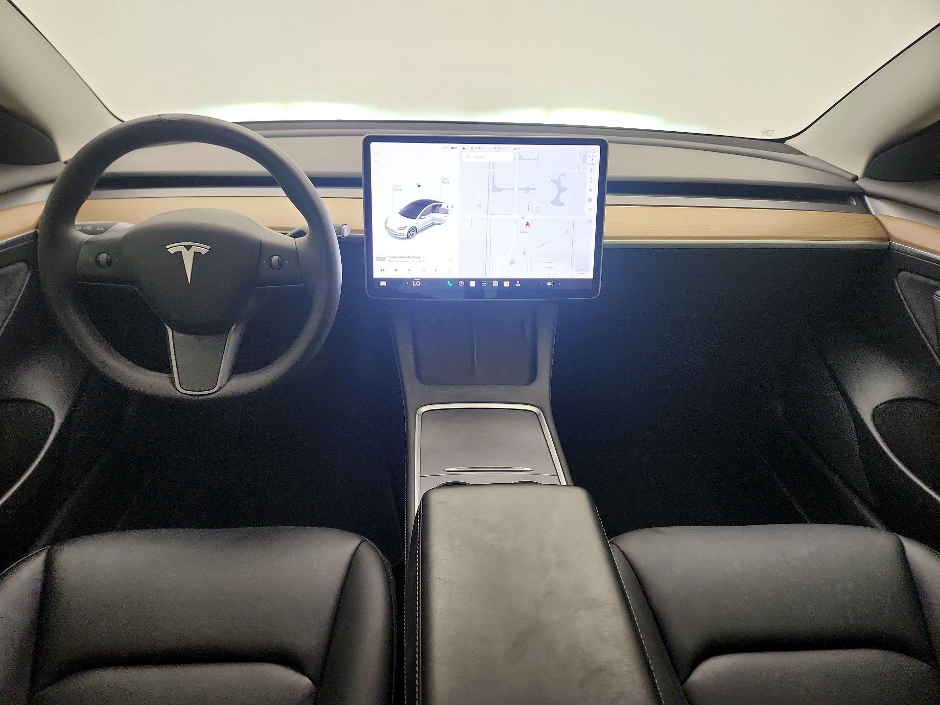 Thumbnail: 2021 Tesla Model 3 - 9