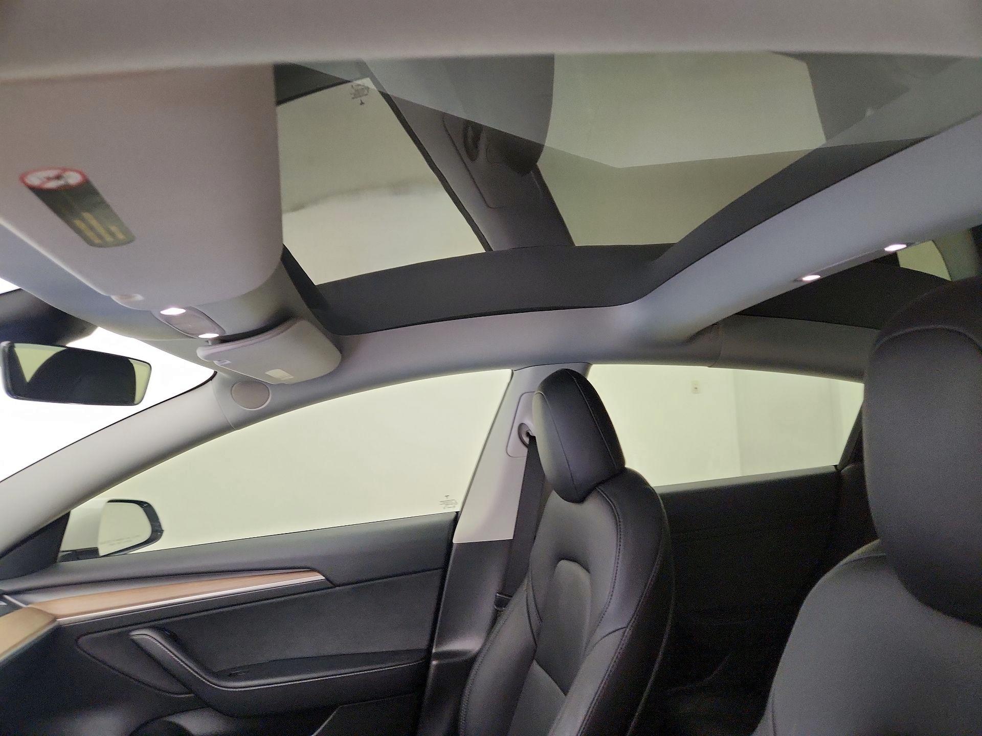 Thumbnail: 2021 Tesla Model 3 - 18