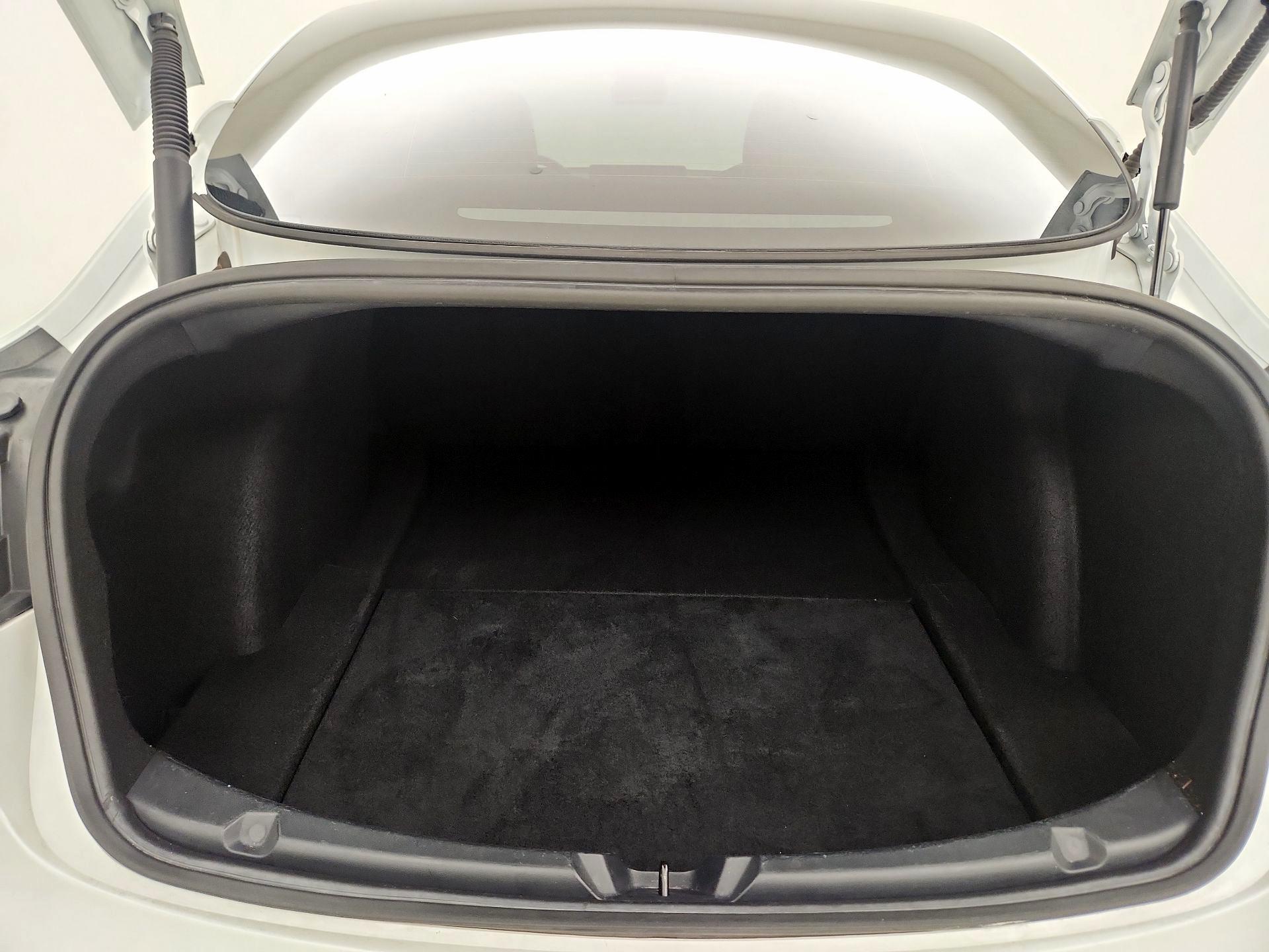 Thumbnail: 2021 Tesla Model 3 - 20